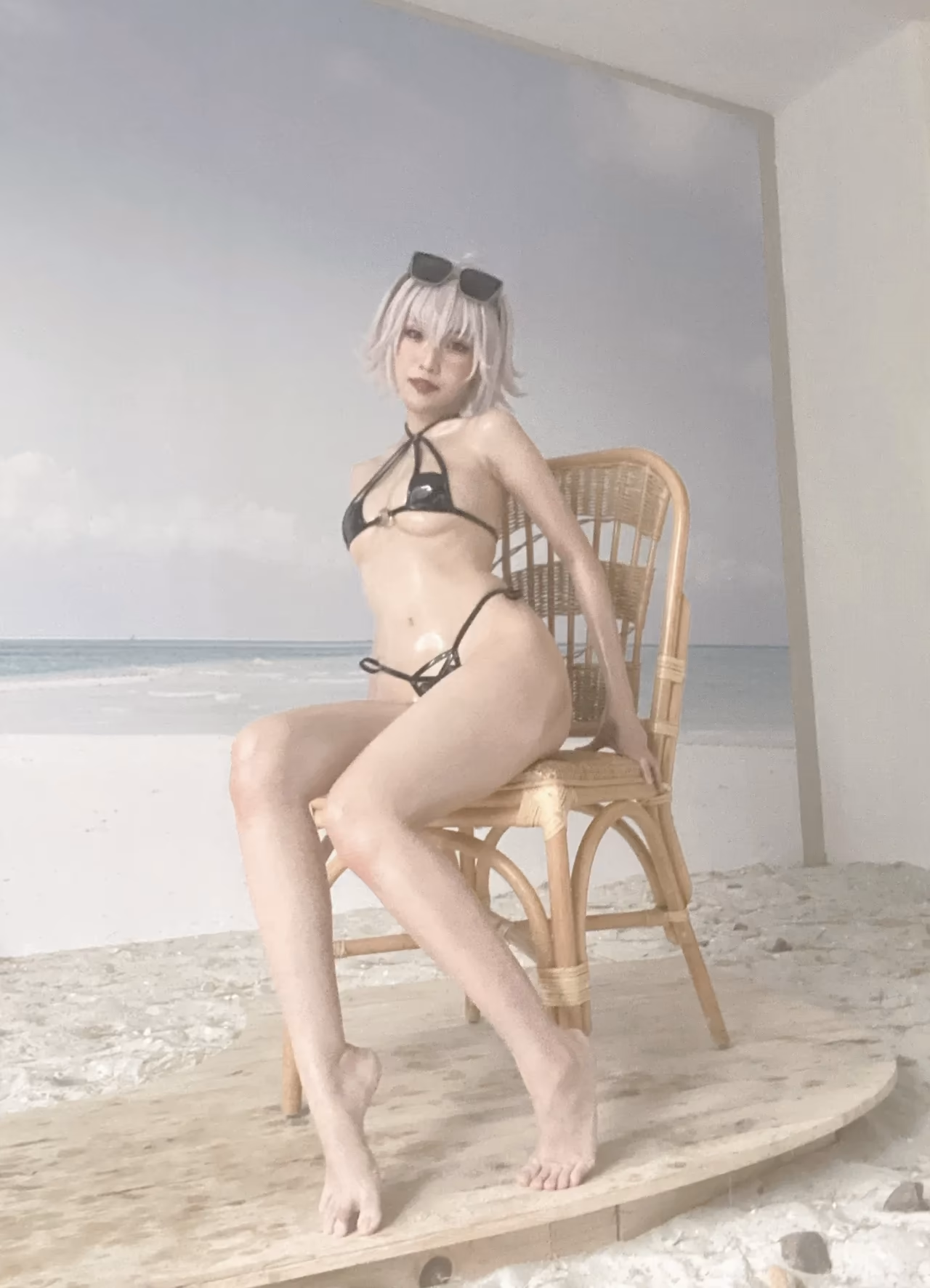 Elizamiaomiao as Jeanne d'Arc (Alter) — cosplay photo 40 of 48