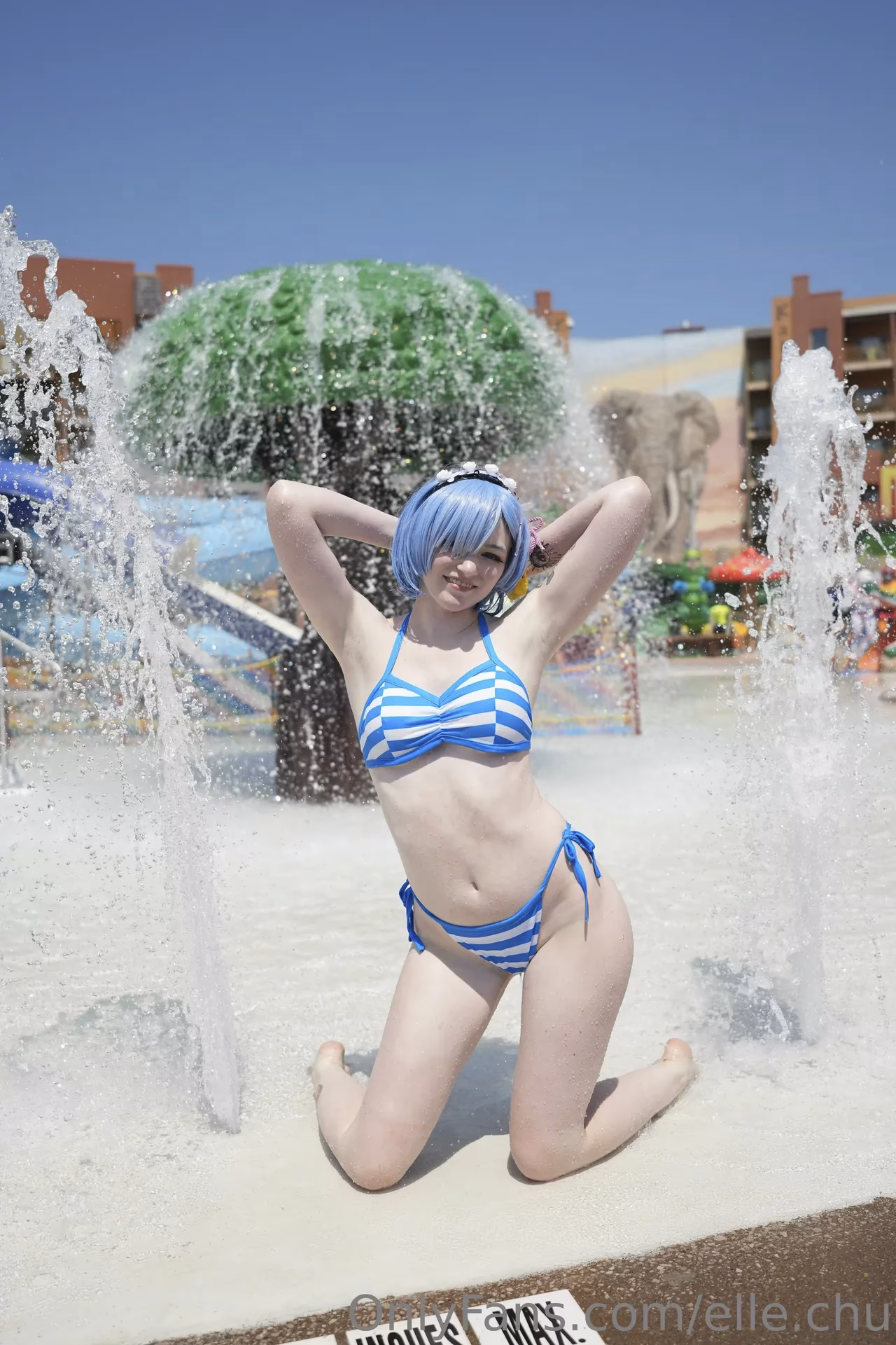 Elle.Chu as Rem — cosplay photo 2 of 8