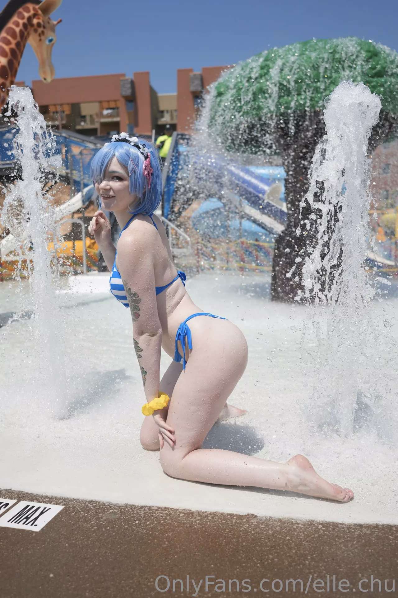 Elle.Chu as Rem — cosplay photo 6 of 8