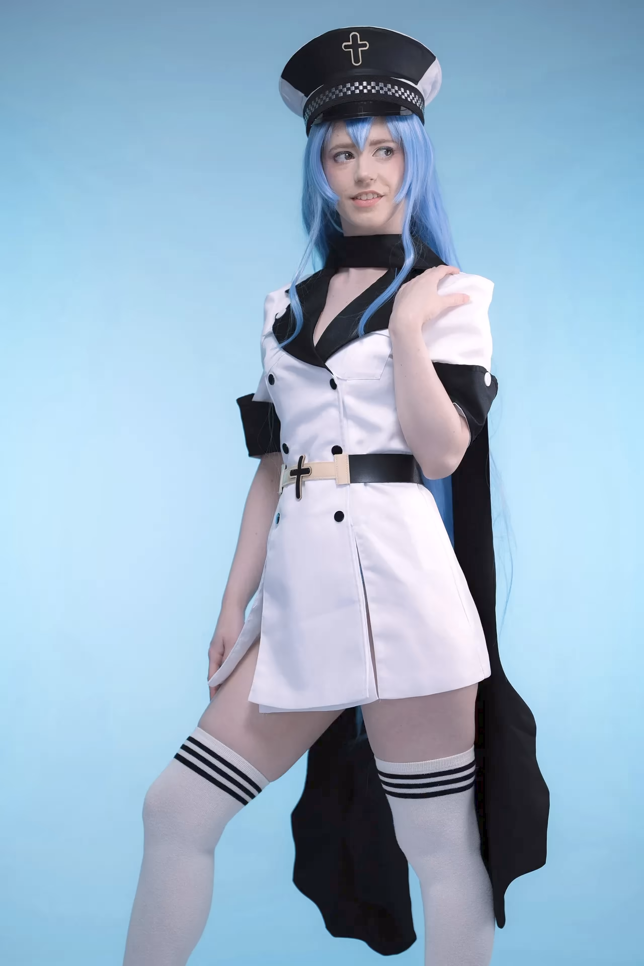 Ellie Rae as Esdeath — cosplay photo 2 of 31