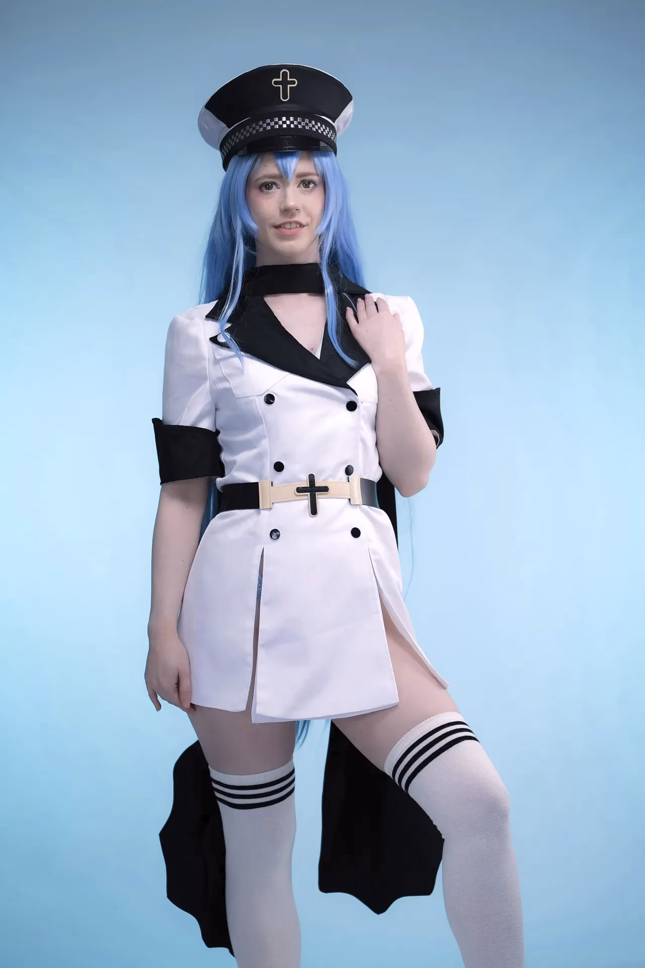 Ellie Rae as Esdeath — cosplay photo 3 of 31
