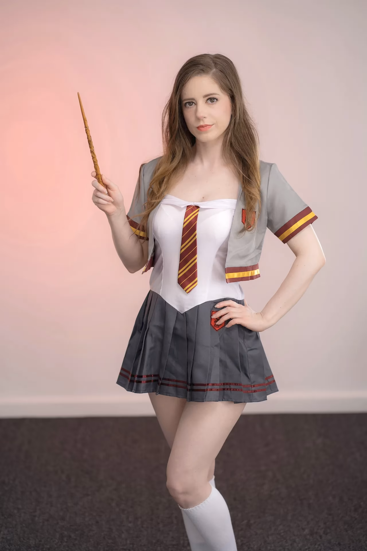Ellie Rae as Hermione — cosplay photo 3 of 28