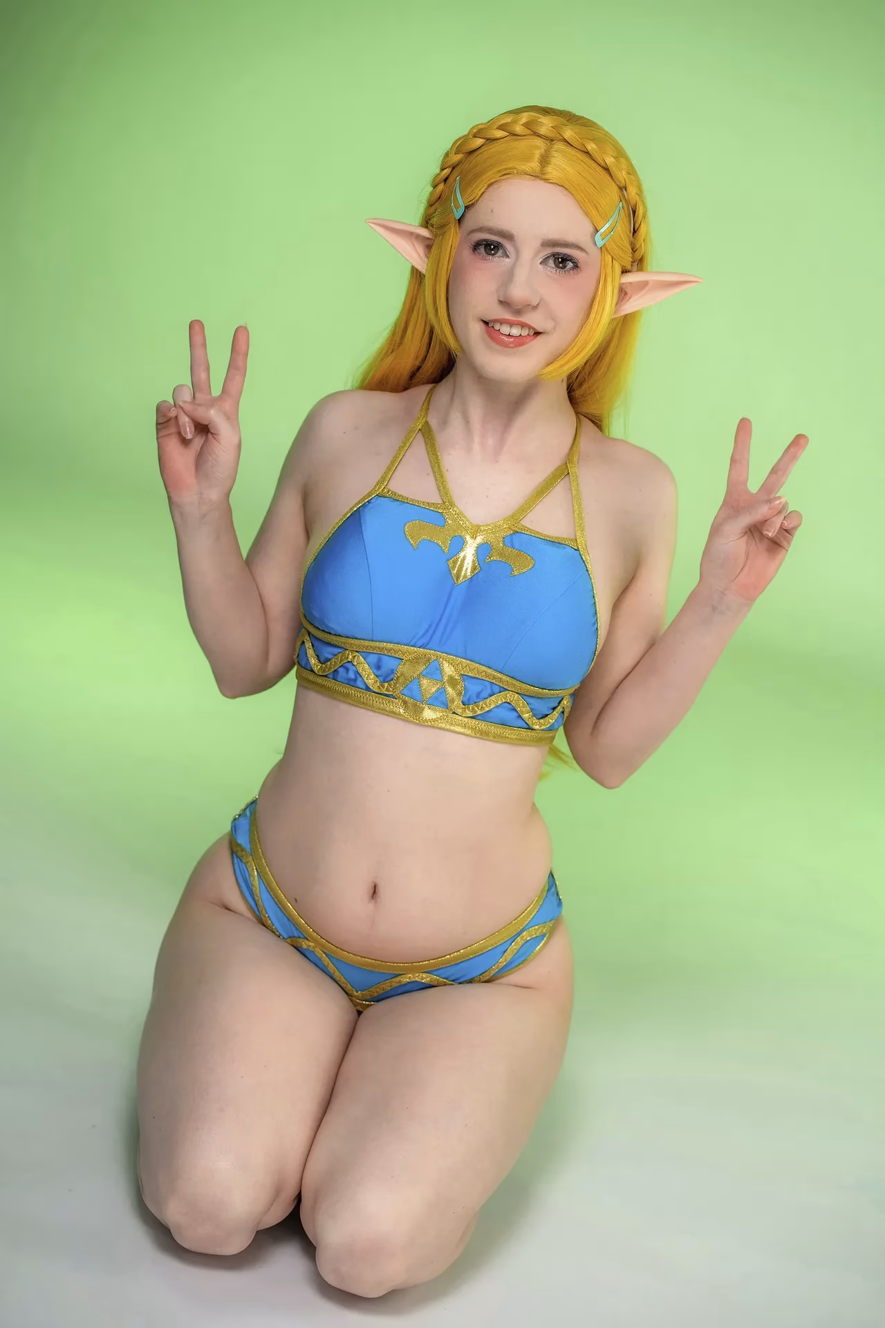 Ellie Rae as Princess Zelda — cosplay photo 22 of 76
