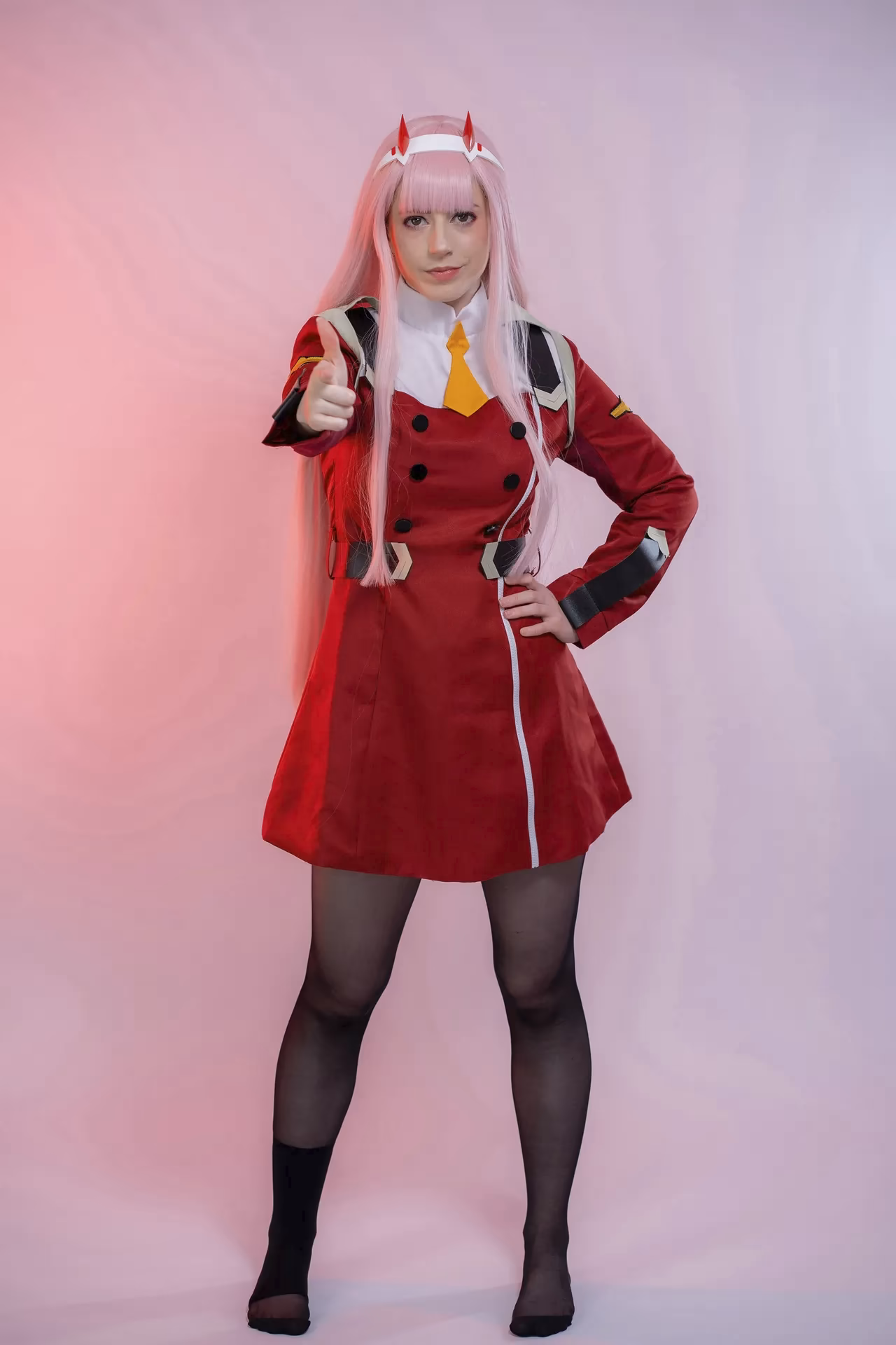 Ellie Rae as Zero Two — cosplay photo 2 of 16