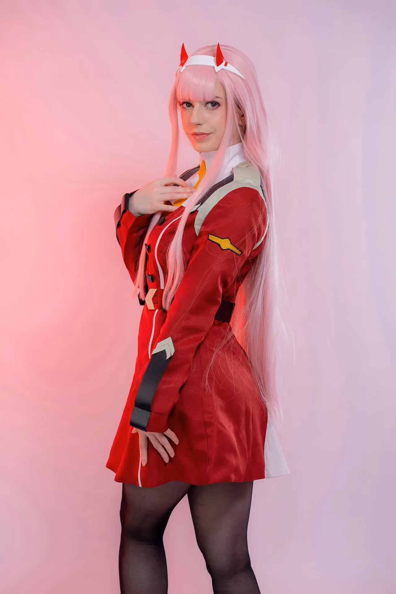 Ellie Rae as Zero Two — cosplay photo 5 of 16