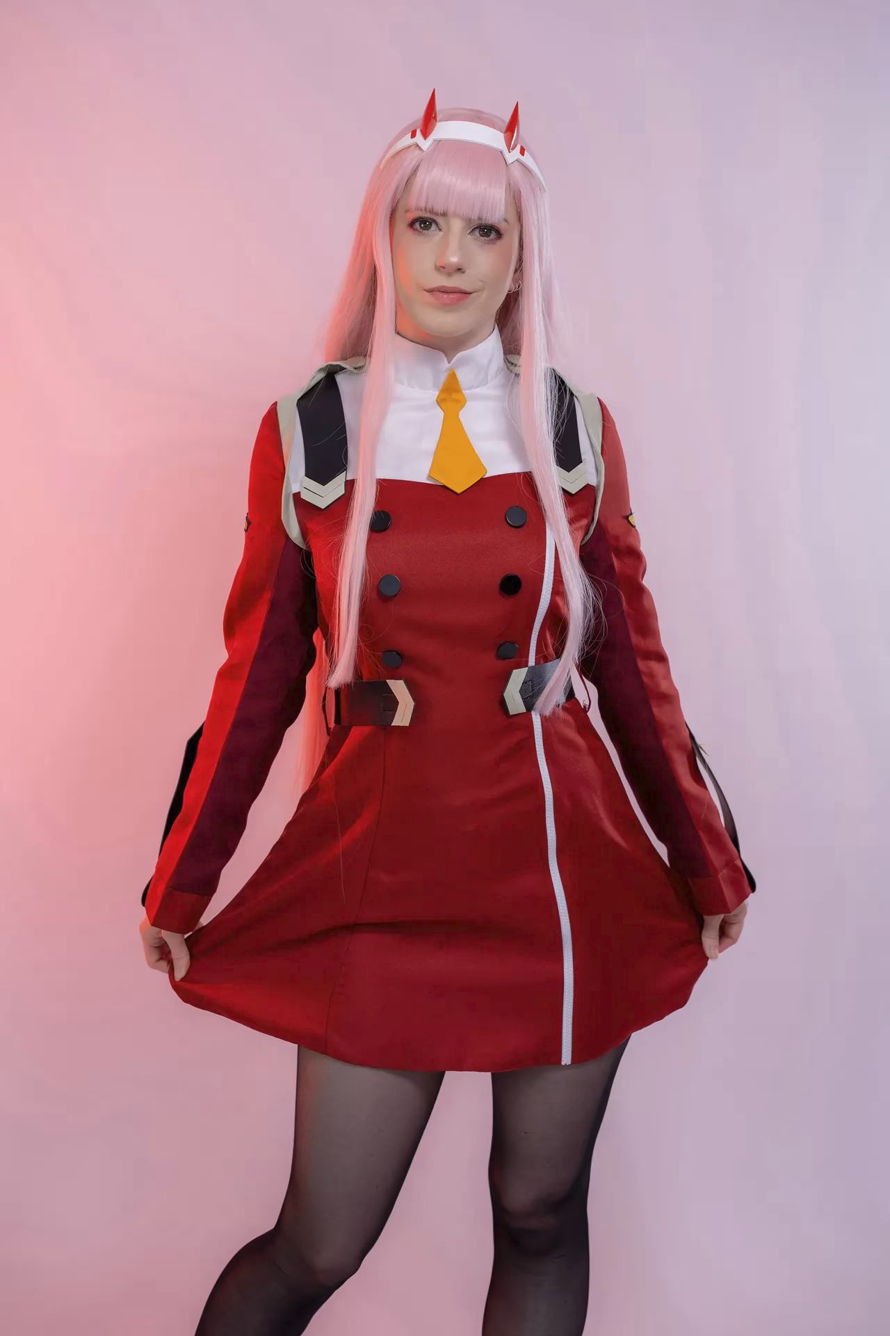 Ellie Rae as Zero Two — cosplay photo 6 of 16