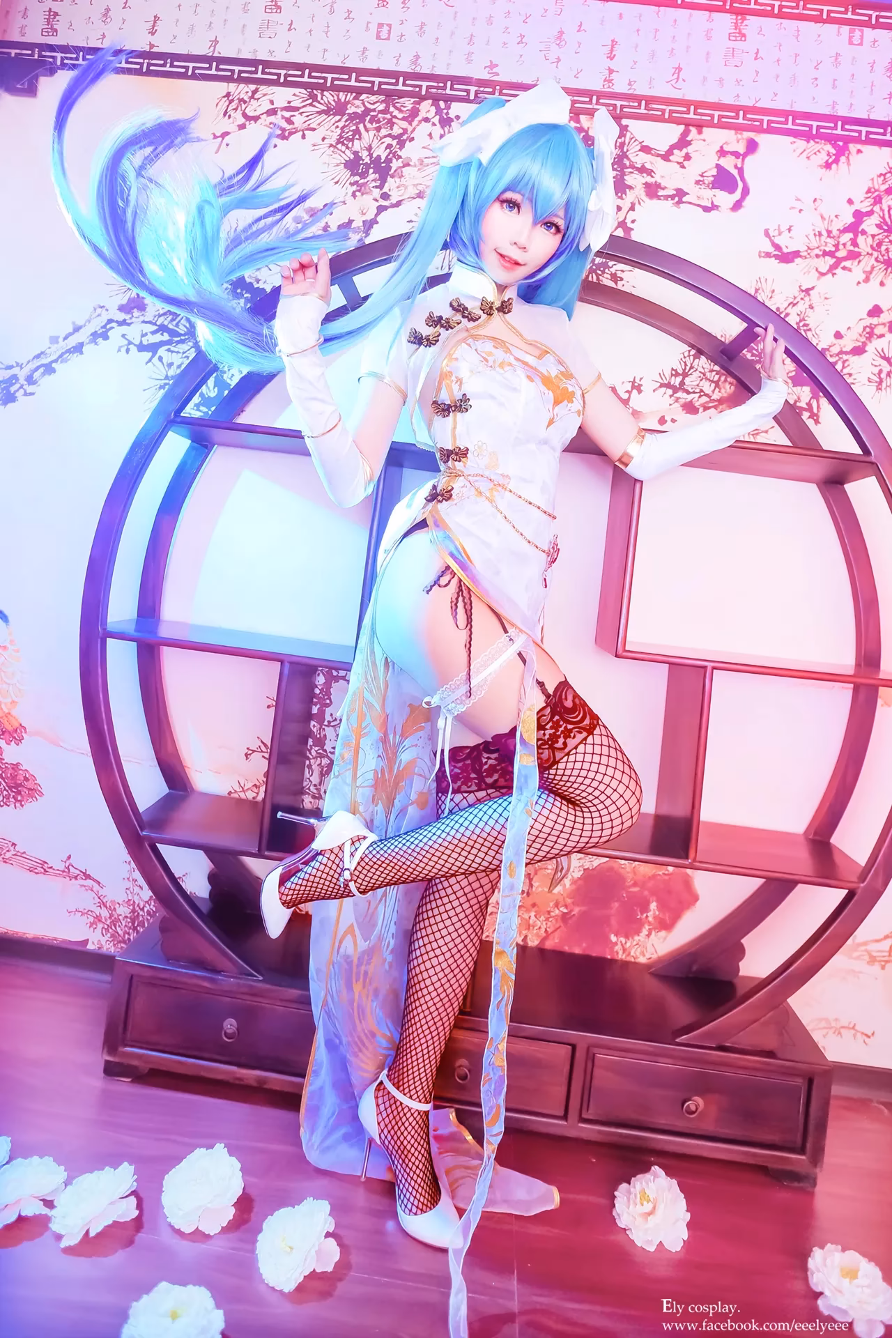 Ely Cosplay as Hatsune Miku — cosplay photo 10 of 10