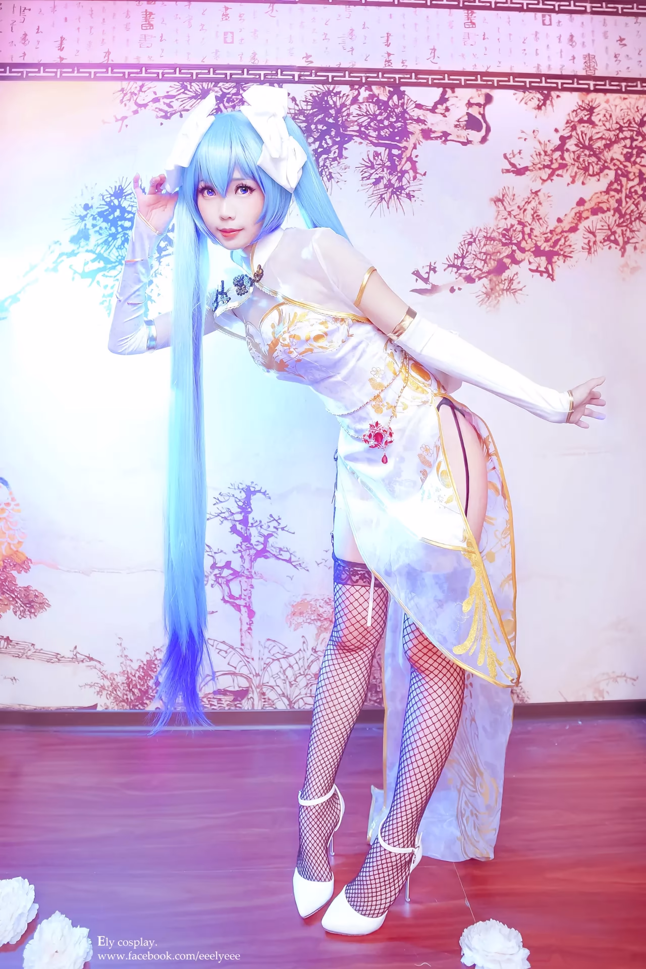 Ely Cosplay as Hatsune Miku — cosplay photo 2 of 10