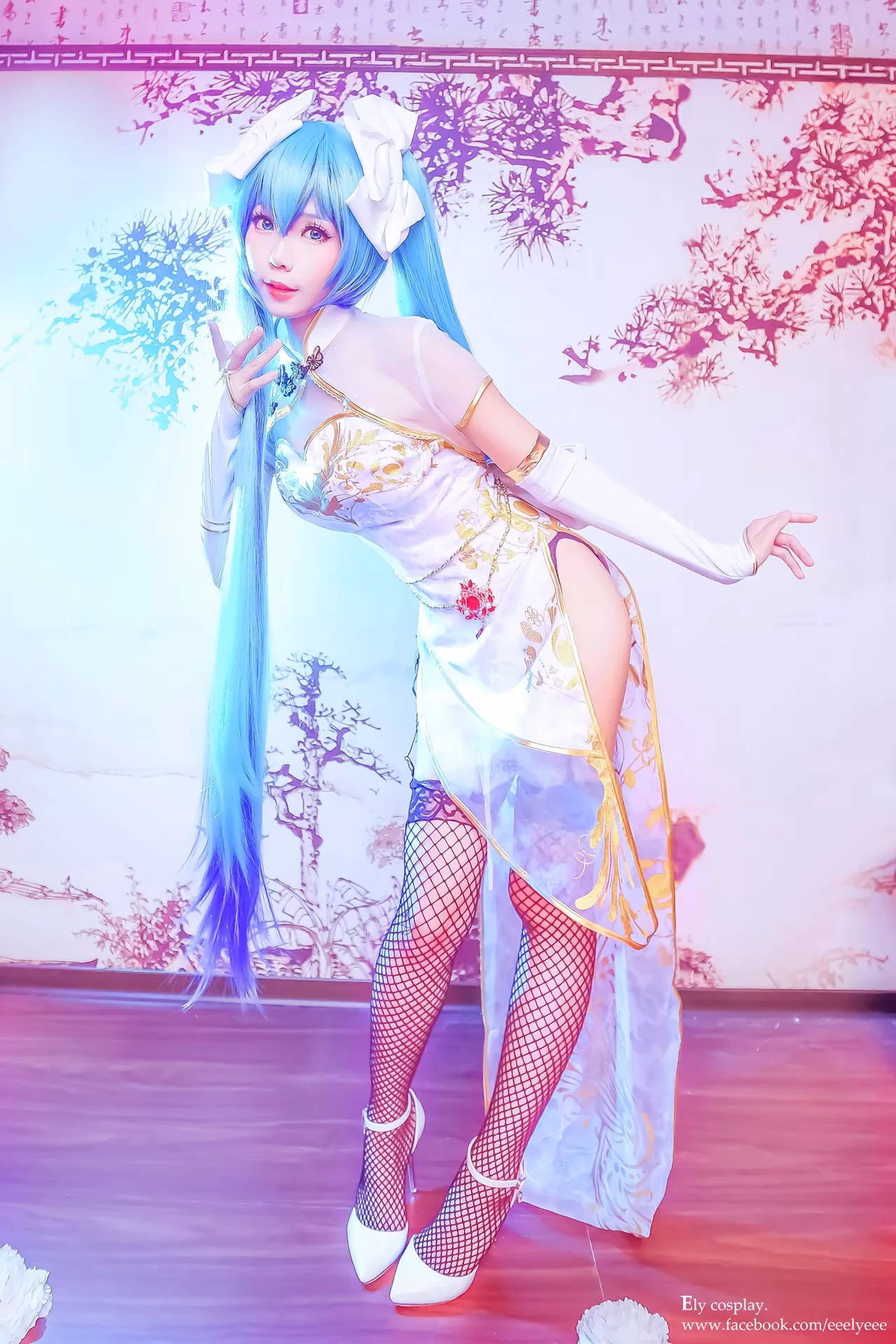 Ely Cosplay as Hatsune Miku — cosplay photo 3 of 10