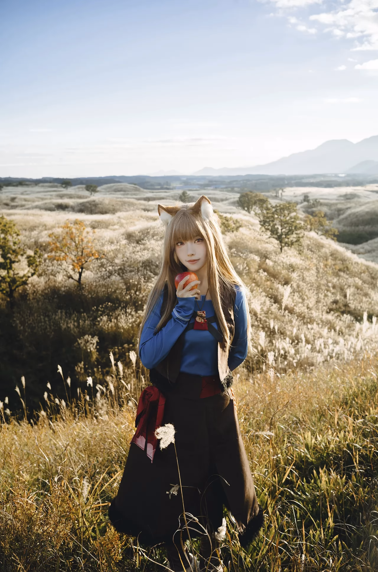 Ely Cosplay as Holo — cosplay photo 14 of 52