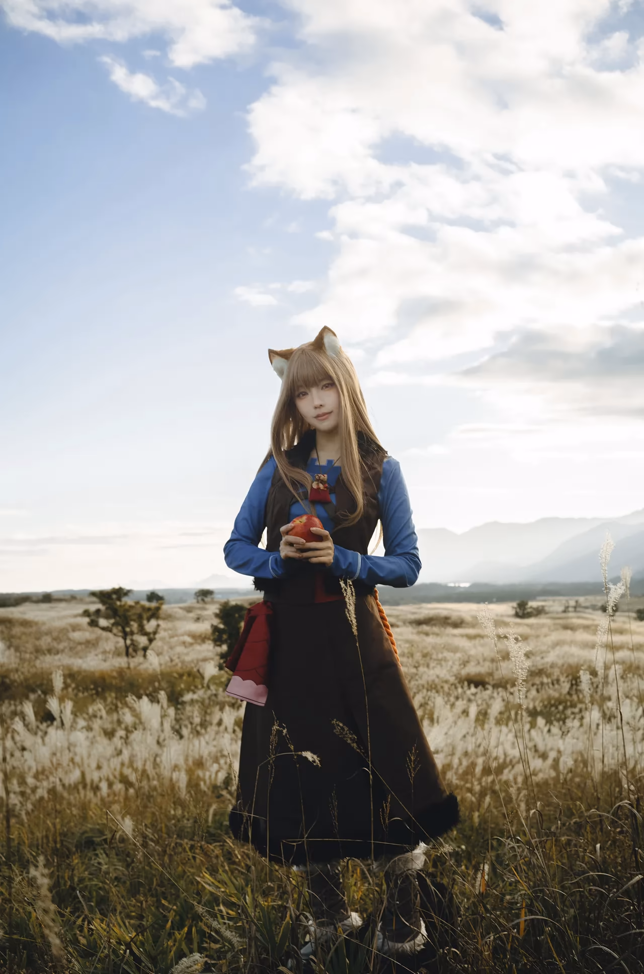 Ely Cosplay as Holo — cosplay photo 18 of 52