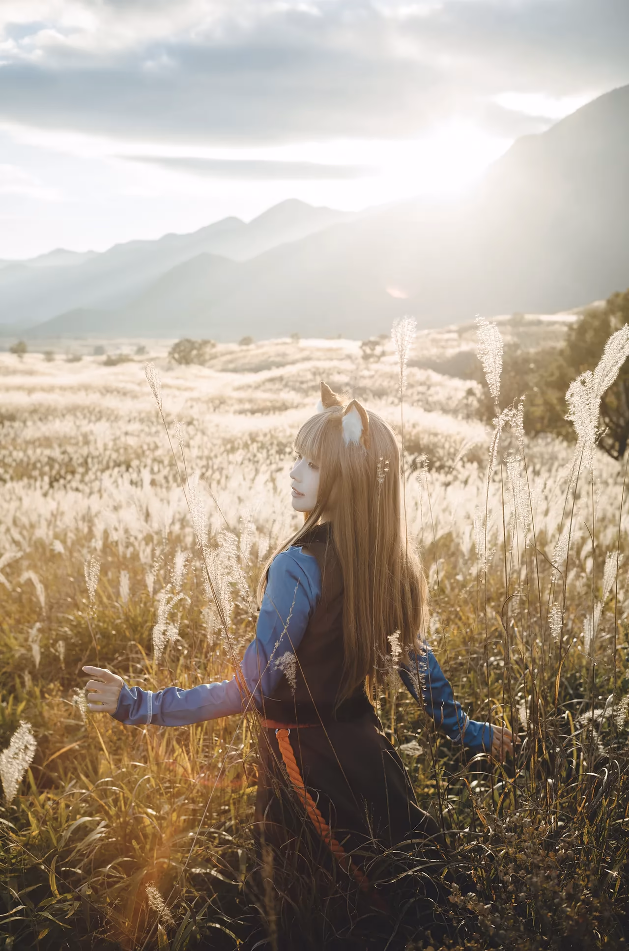 Ely Cosplay as Holo — cosplay photo 28 of 52