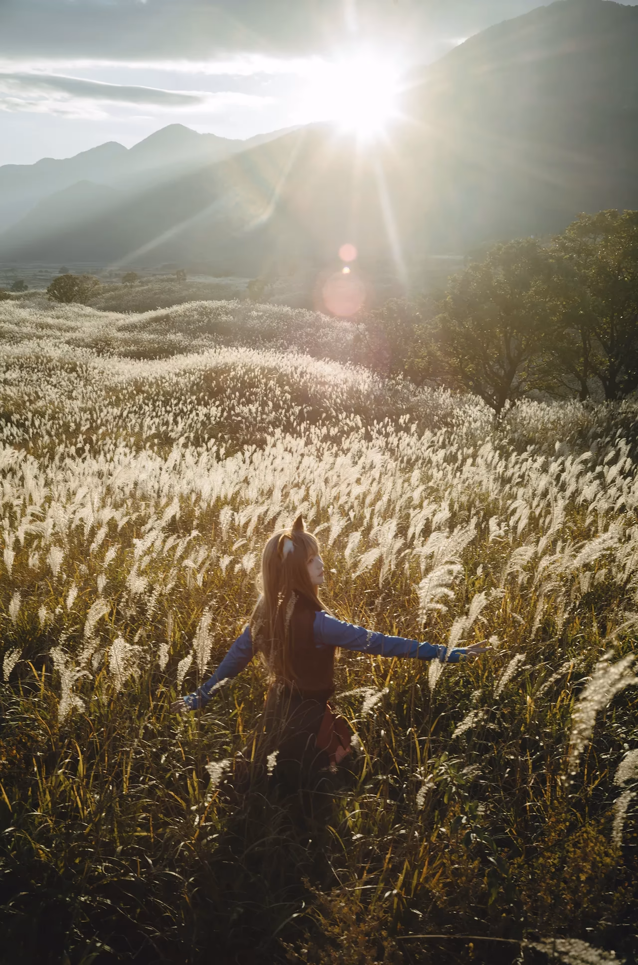 Ely Cosplay as Holo — cosplay photo 30 of 52