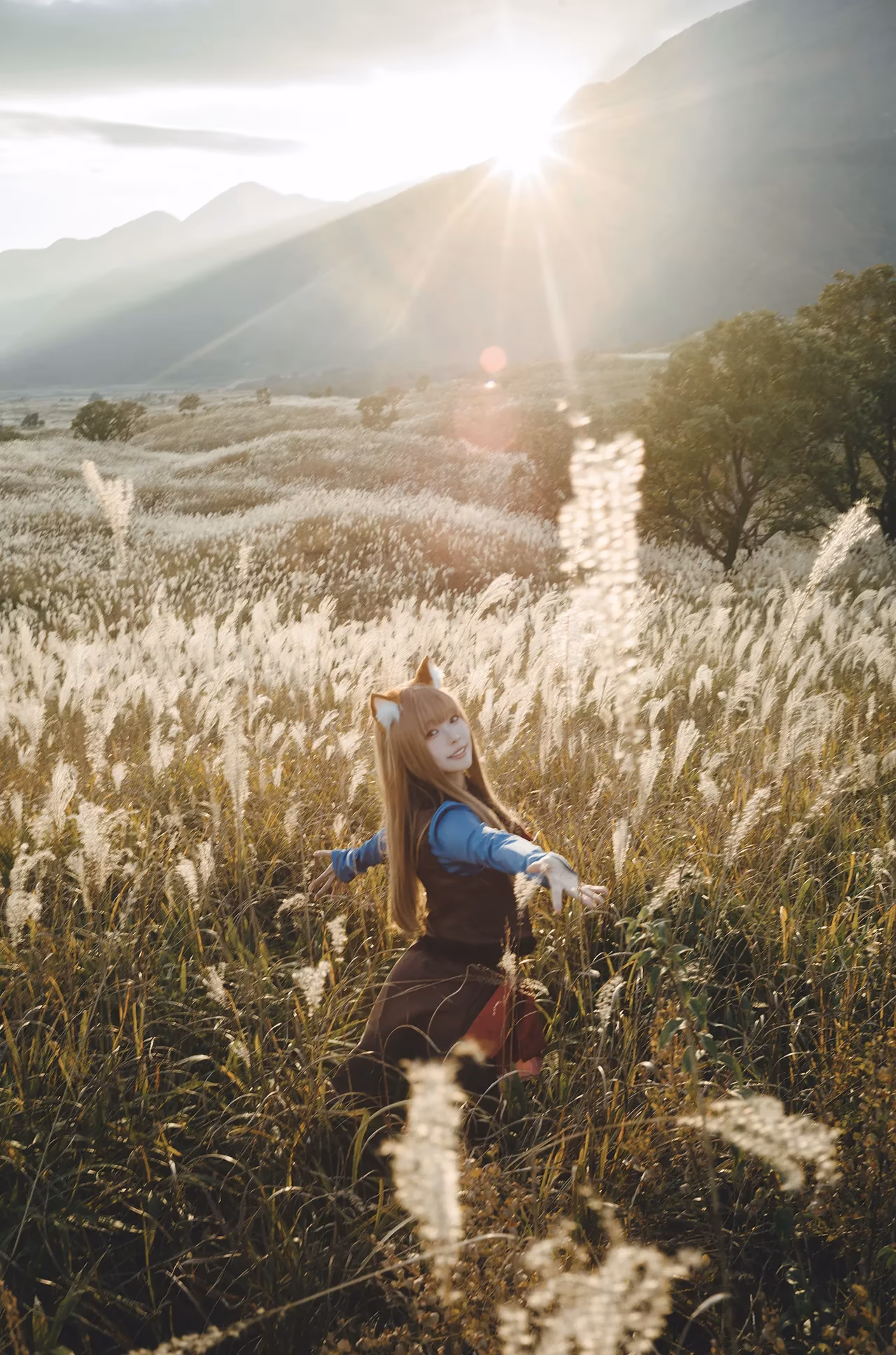 Ely Cosplay as Holo — cosplay photo 31 of 52