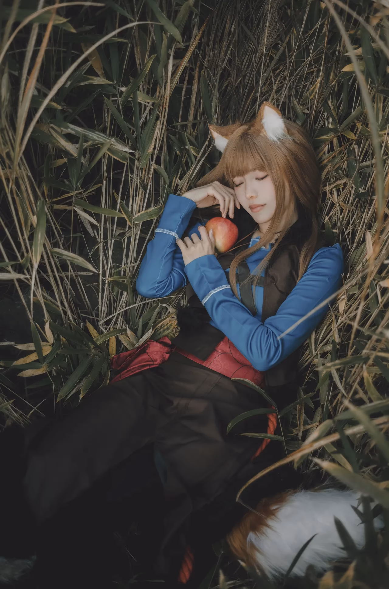 Ely Cosplay as Holo — cosplay photo 46 of 52