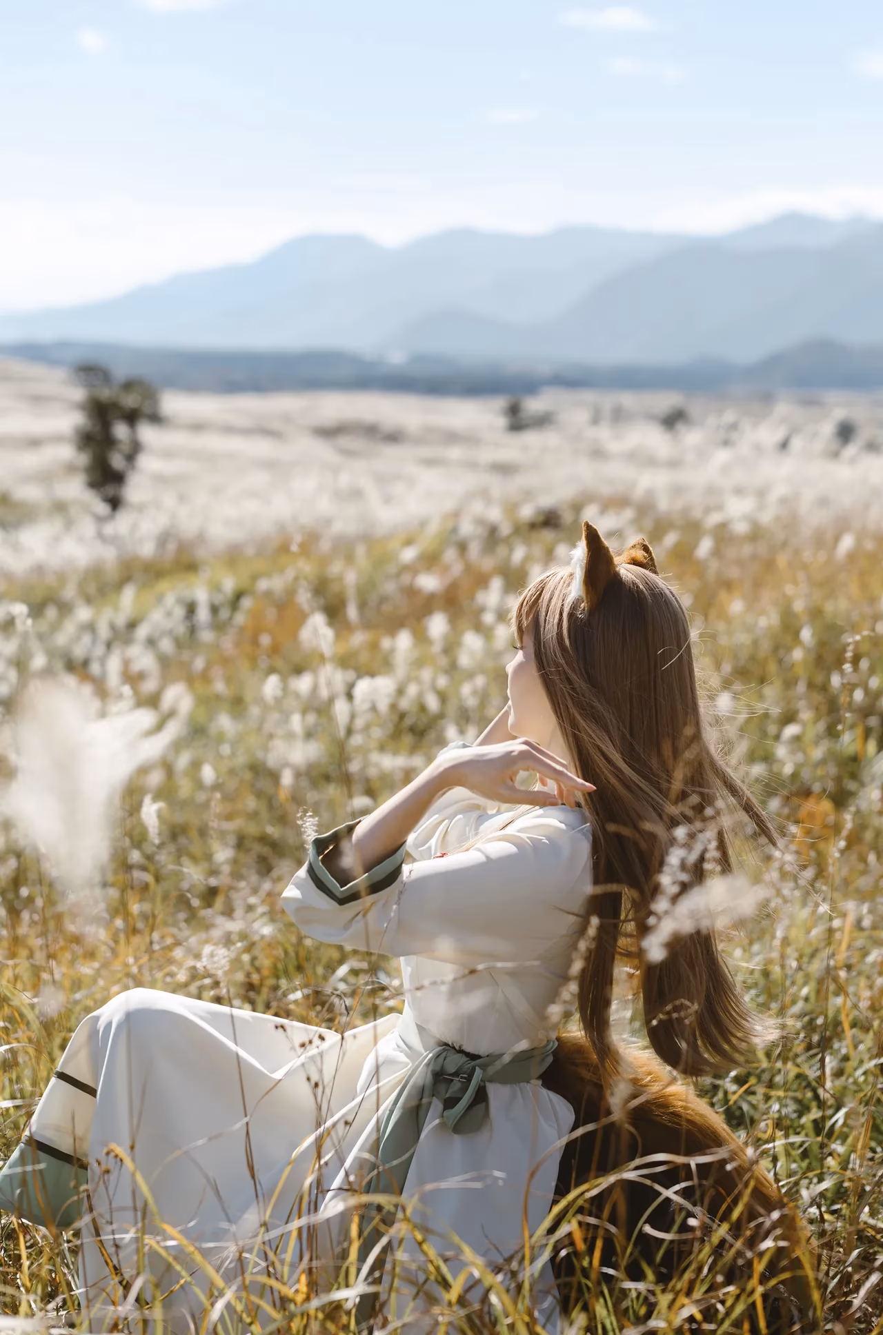 Ely Cosplay as Holo — cosplay photo 16 of 34