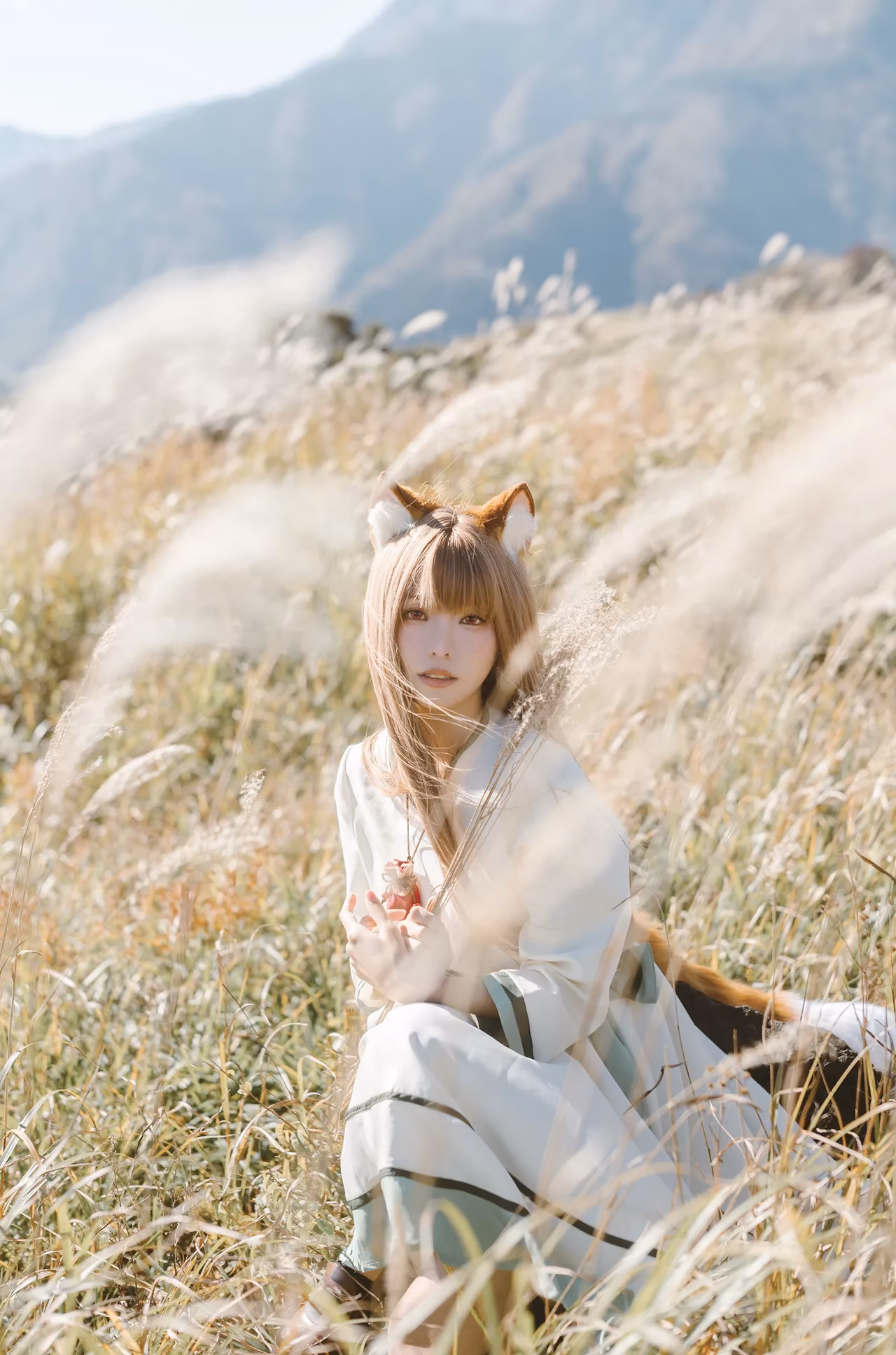 Ely Cosplay as Holo — cosplay photo 17 of 34