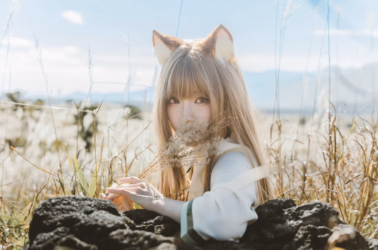 Ely Cosplay as Holo — cosplay photo 26 of 34