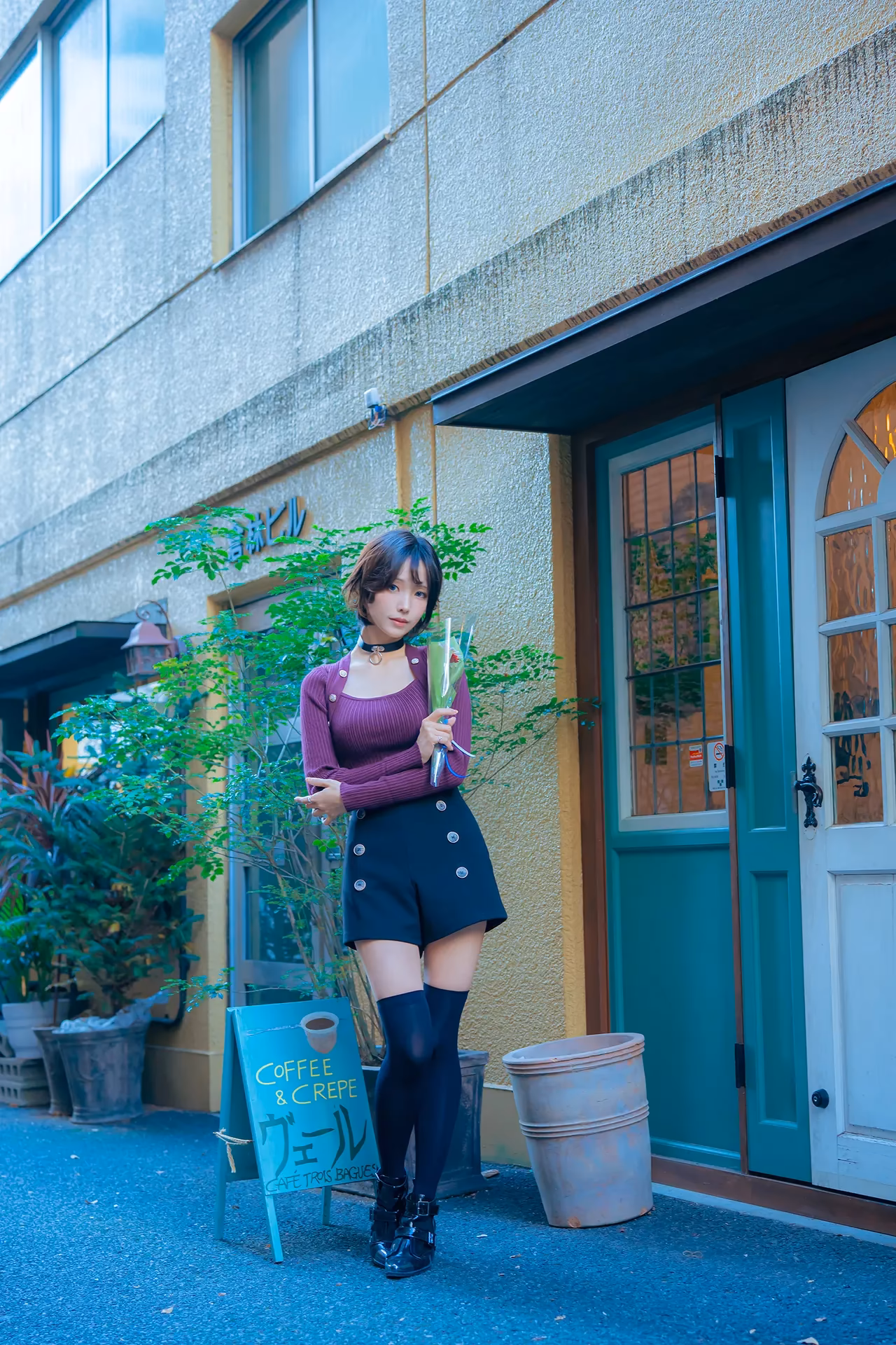 Ely Cosplay as Reze — cosplay photo 23 of 67