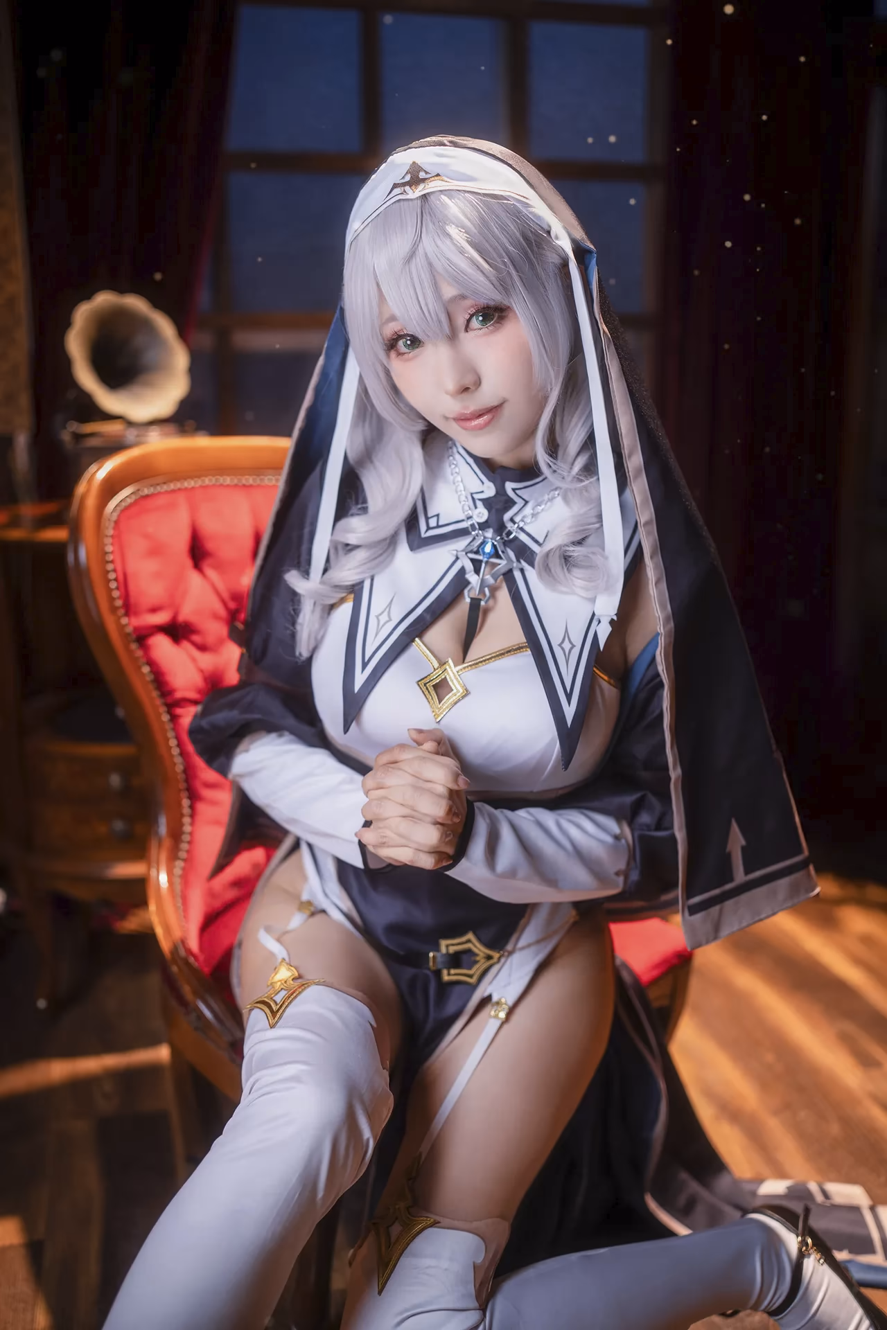 Ely Cosplay as Shirogane Noel — cosplay photo 10 of 26