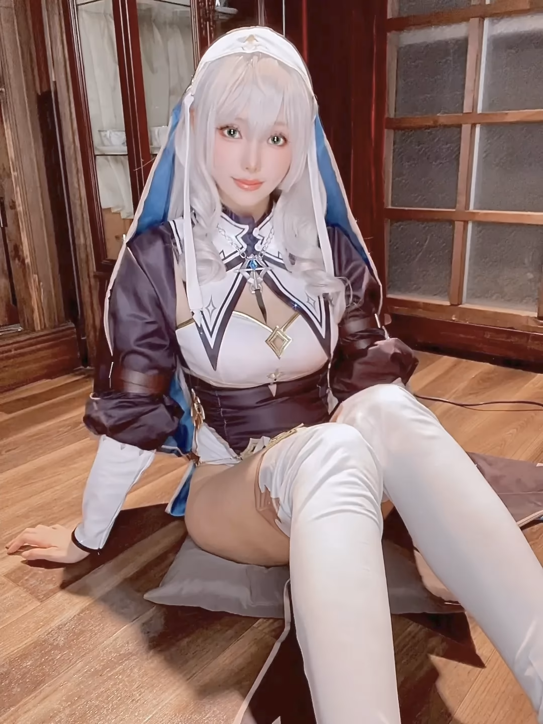 Ely Cosplay as Shirogane Noel — cosplay photo 20 of 26