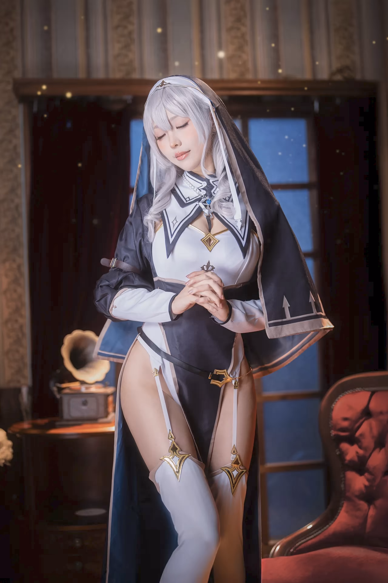 Ely Cosplay as Shirogane Noel — cosplay photo 4 of 26
