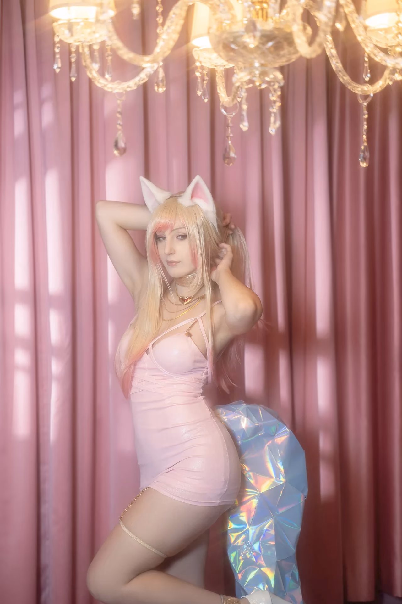 Elycoris as Ahri — cosplay photo 16 of 25