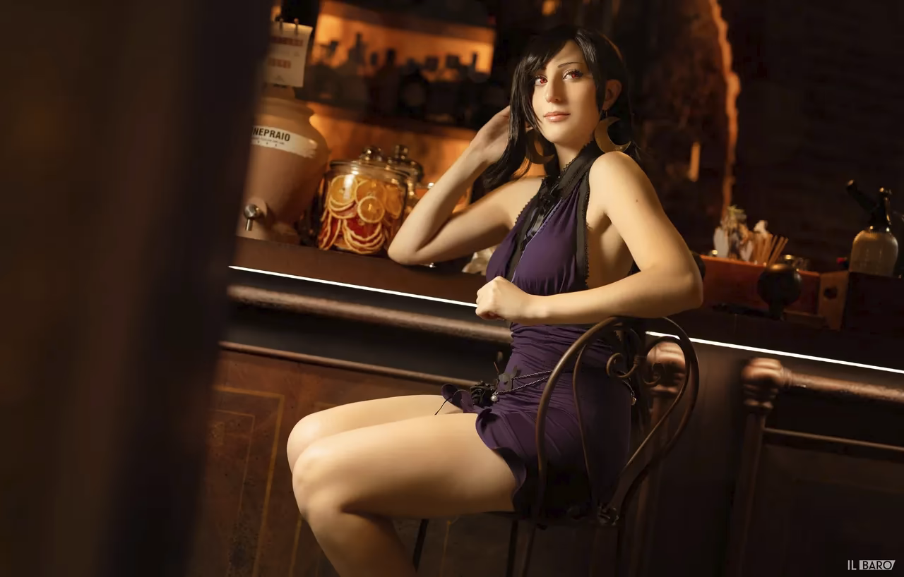 Elycoris as Tifa Lockhart — cosplay photo 9 of 25