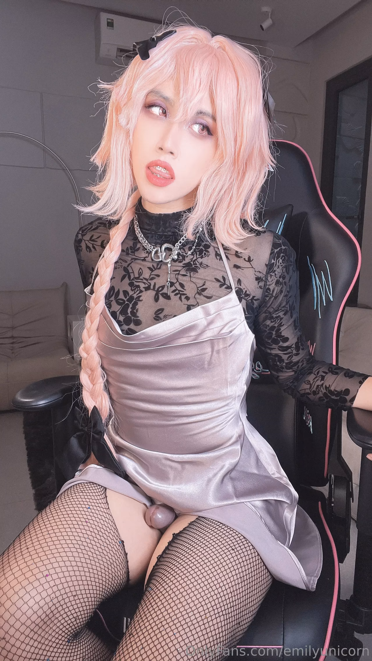 Emily Yunicorn as Astolfo — cosplay photo 61 of 62