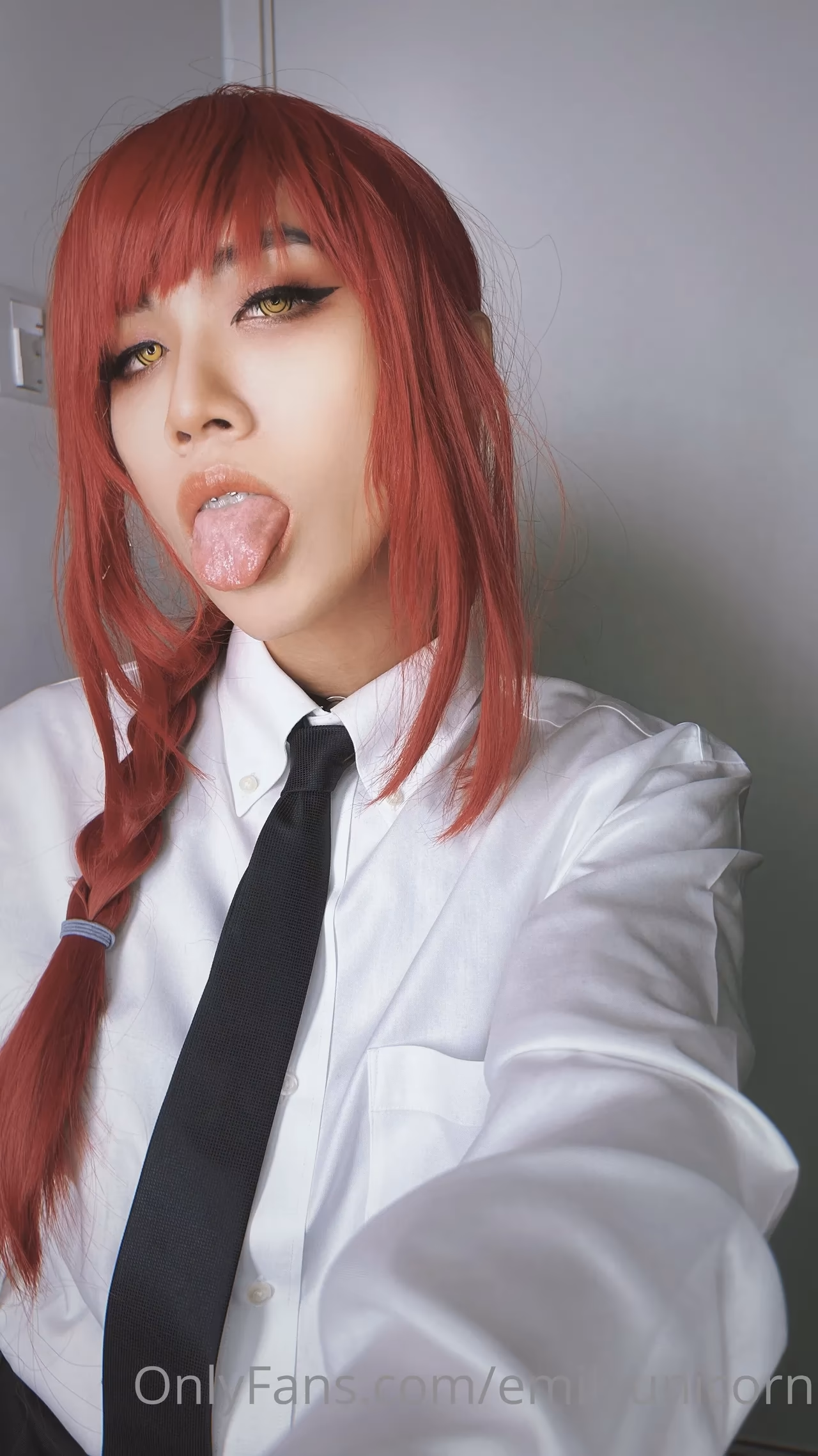Emily Yunicorn as Makima — cosplay photo 6 of 36