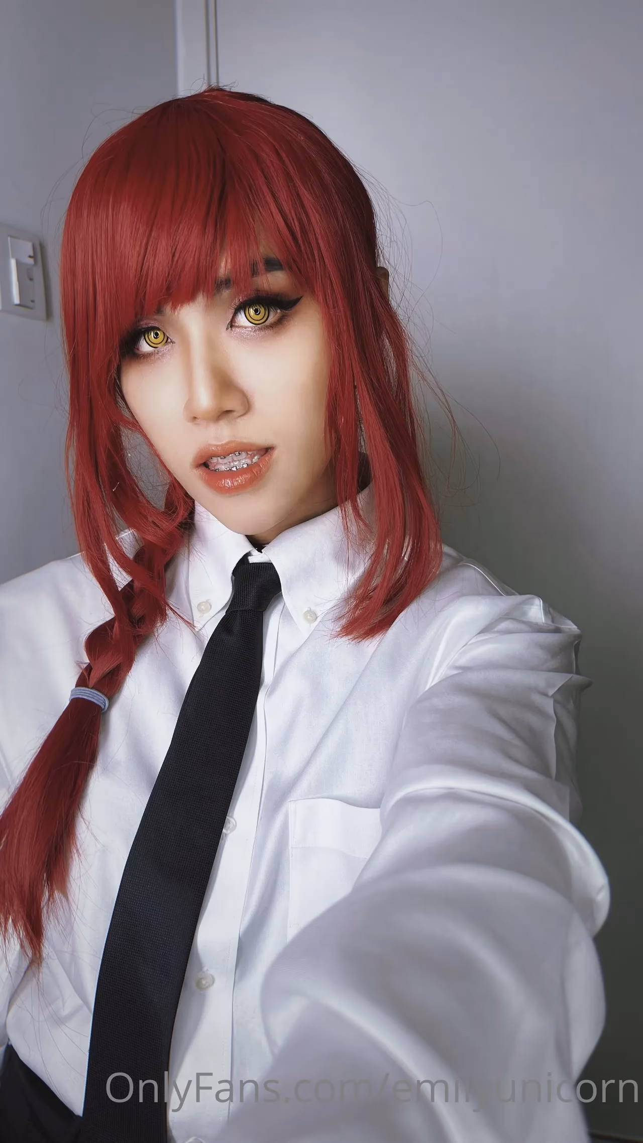 Emily Yunicorn as Makima — cosplay photo 8 of 36