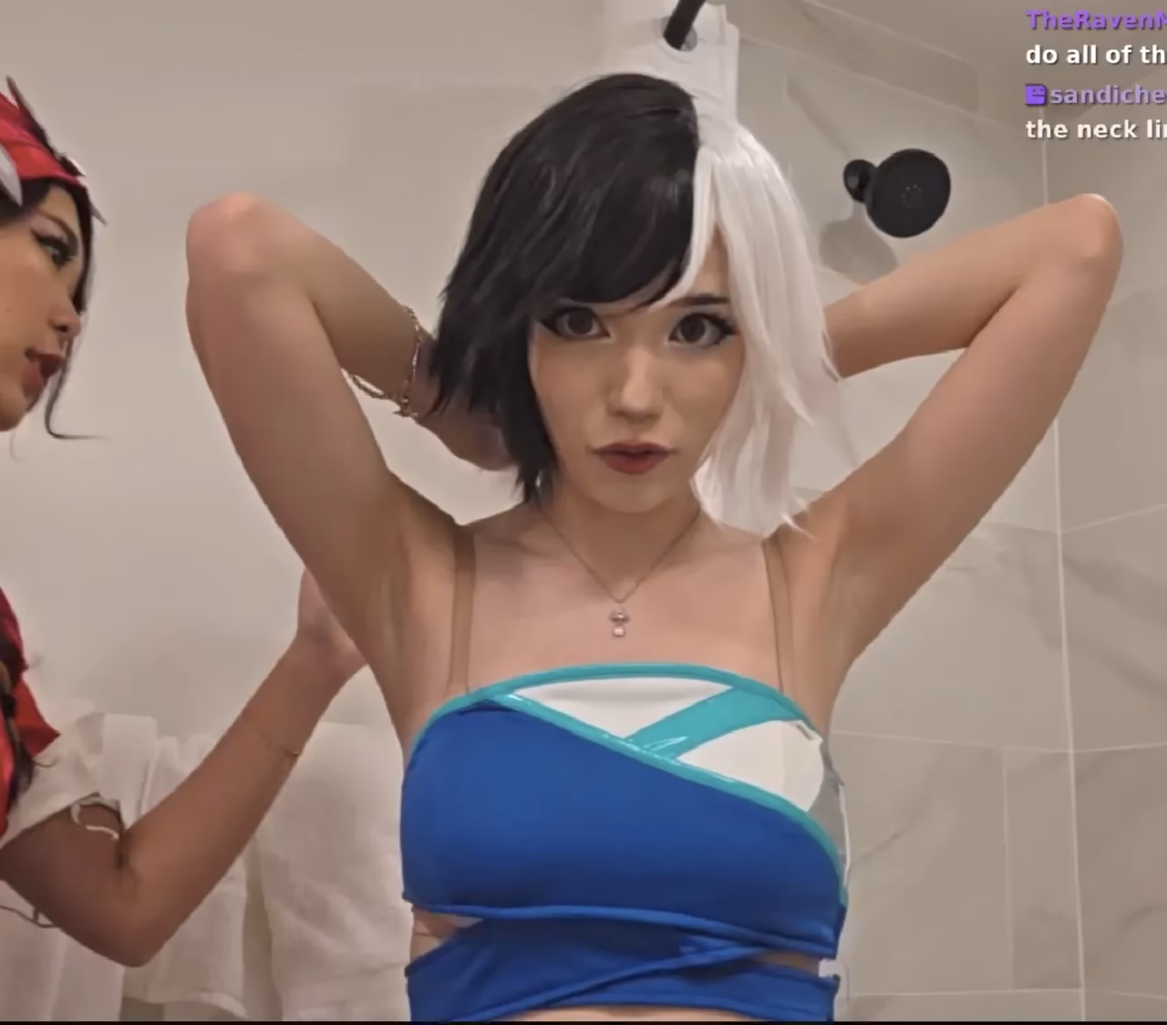 Emiru as Luna Snow — cosplay photo 21 of 43