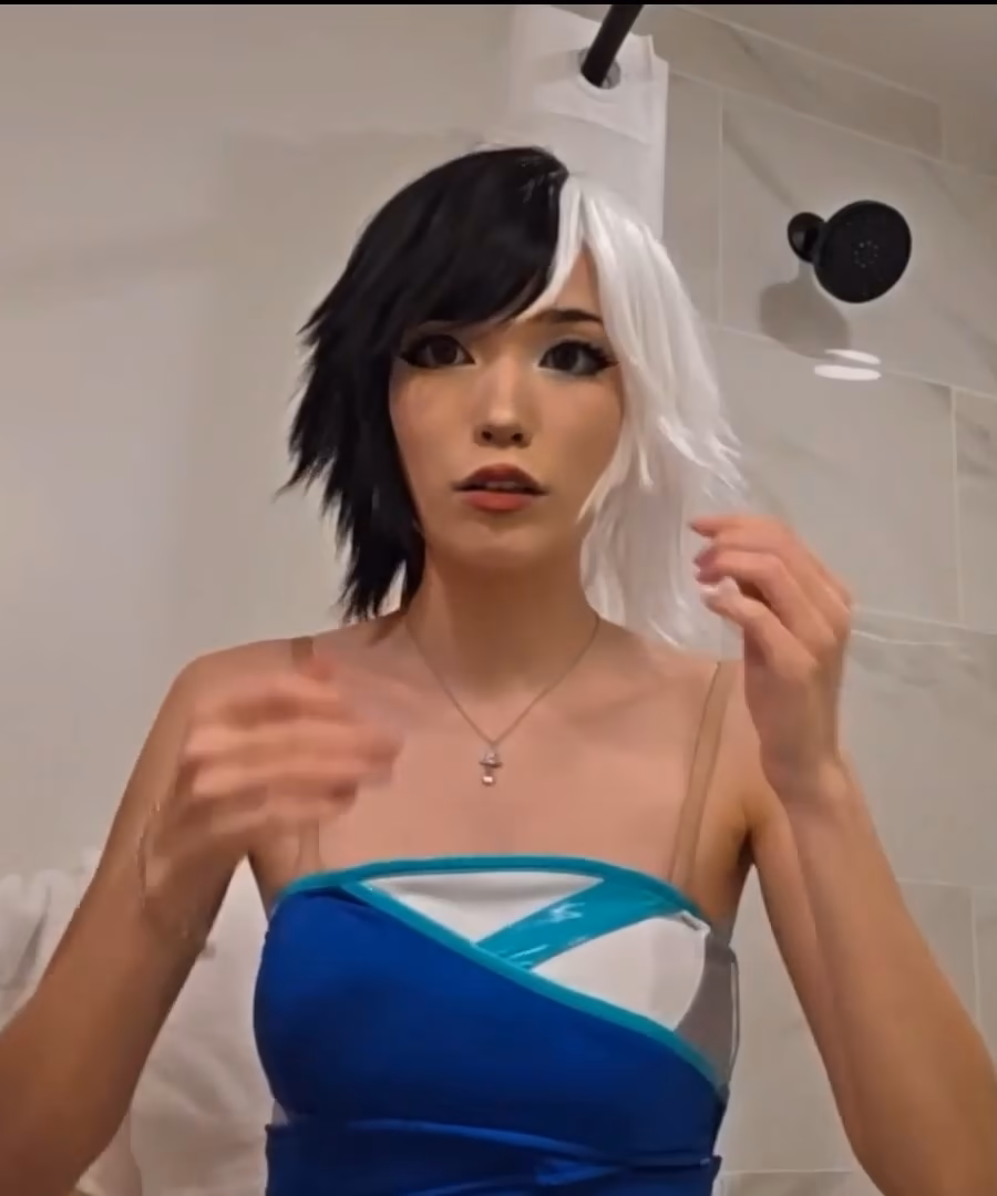 Emiru as Luna Snow — cosplay photo 35 of 43