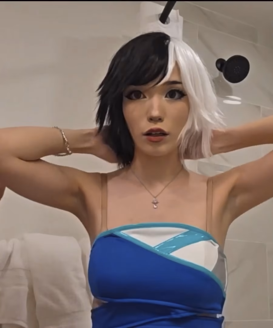 Emiru as Luna Snow — cosplay photo 37 of 43