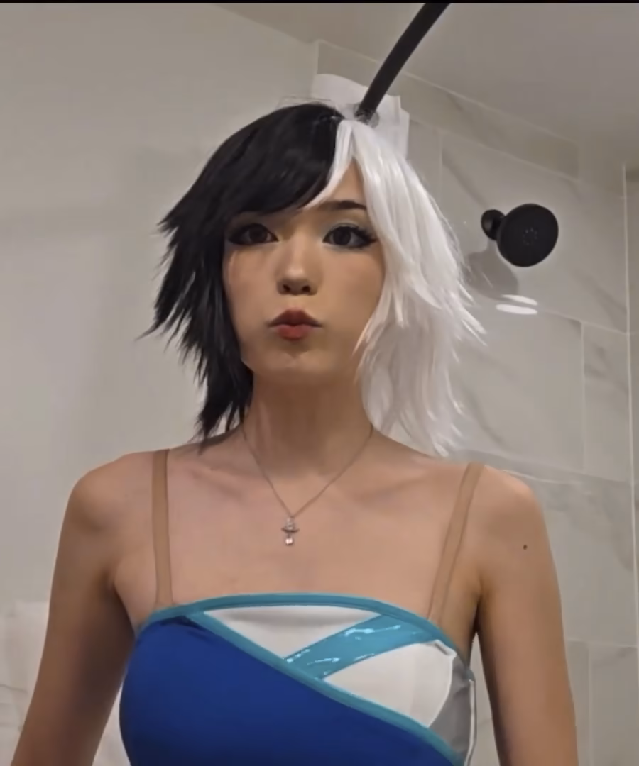 Emiru as Luna Snow — cosplay photo 40 of 43