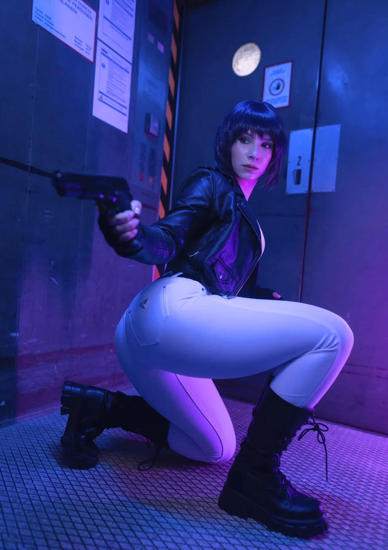 Enji Night as Motoko Kusanagi — cosplay photo 30 of 41