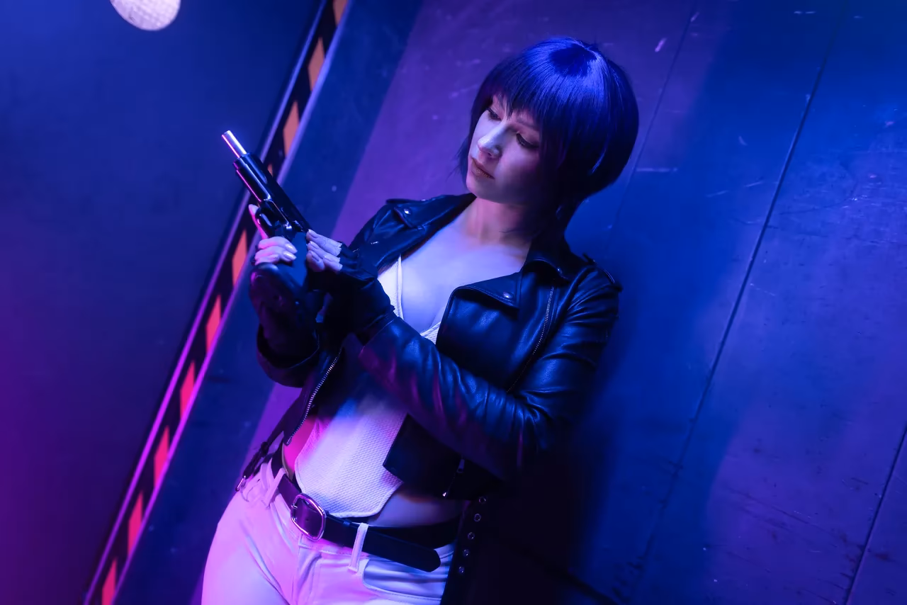 Enji Night as Motoko Kusanagi — cosplay photo 32 of 41