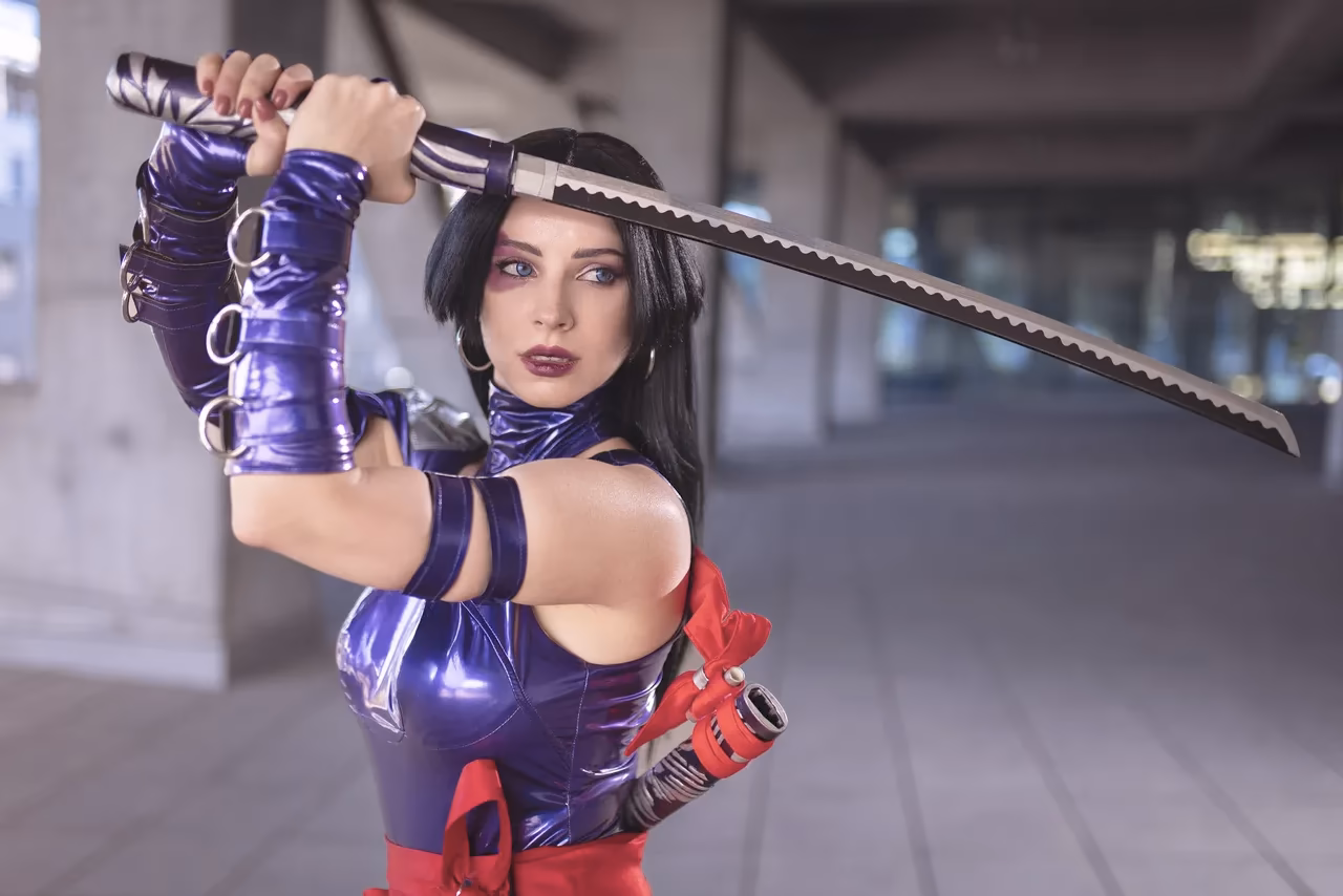 Enji Night as Psylocke — cosplay photo 18 of 34