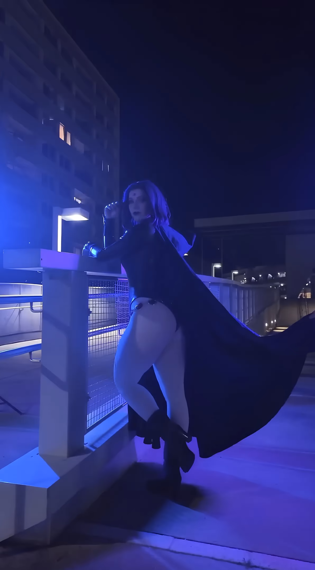 Enji Night as Raven — cosplay photo 6 of 11