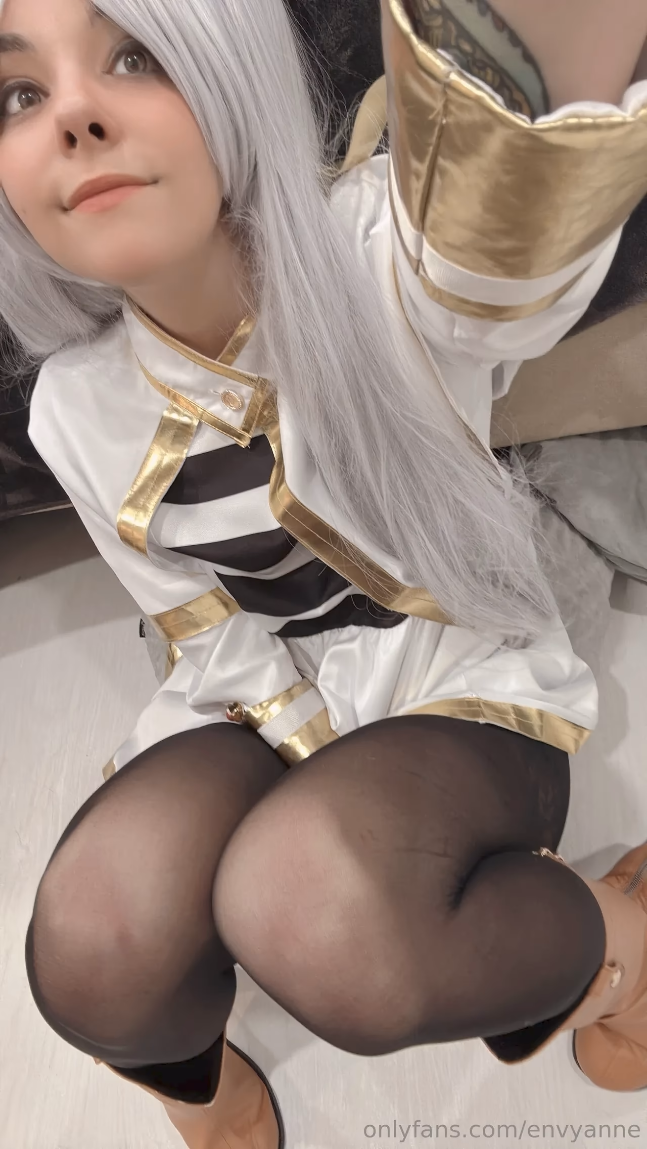Envy Anne as Frieren — cosplay photo 2 of 18