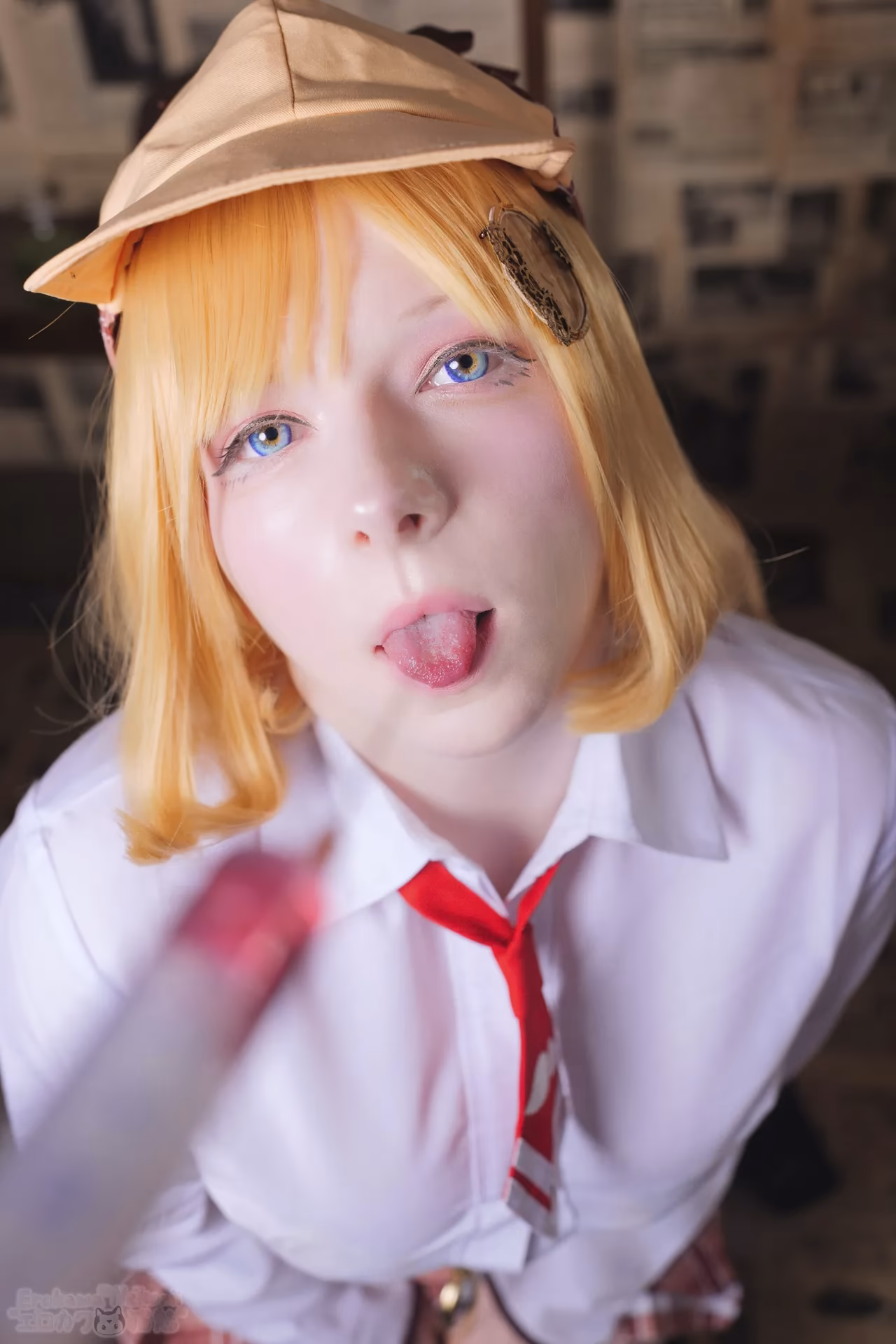 Erokawa Nekomi as Amelia Watson — cosplay photo 36 of 83