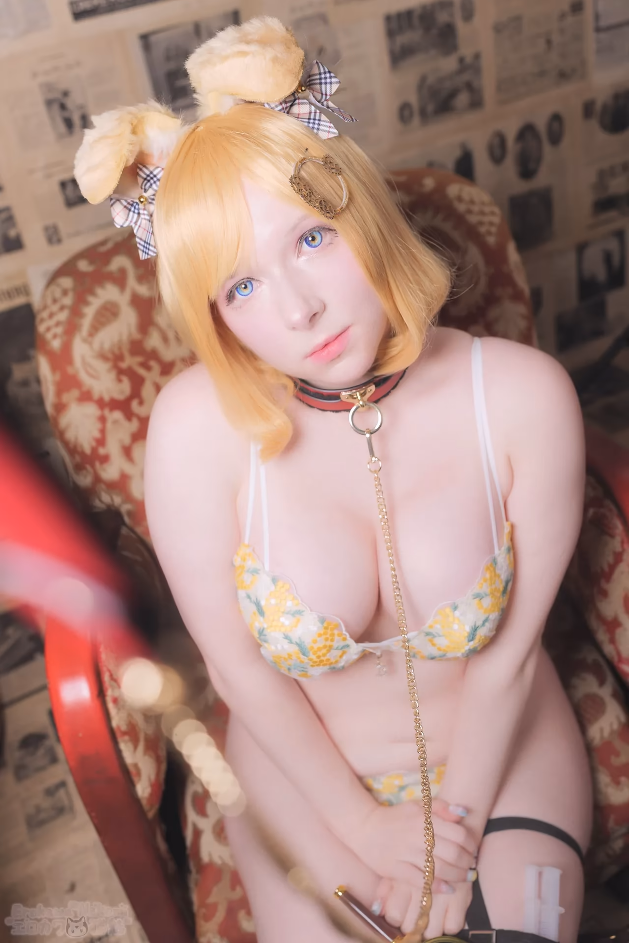 Erokawa Nekomi as Amelia Watson — cosplay photo 58 of 83