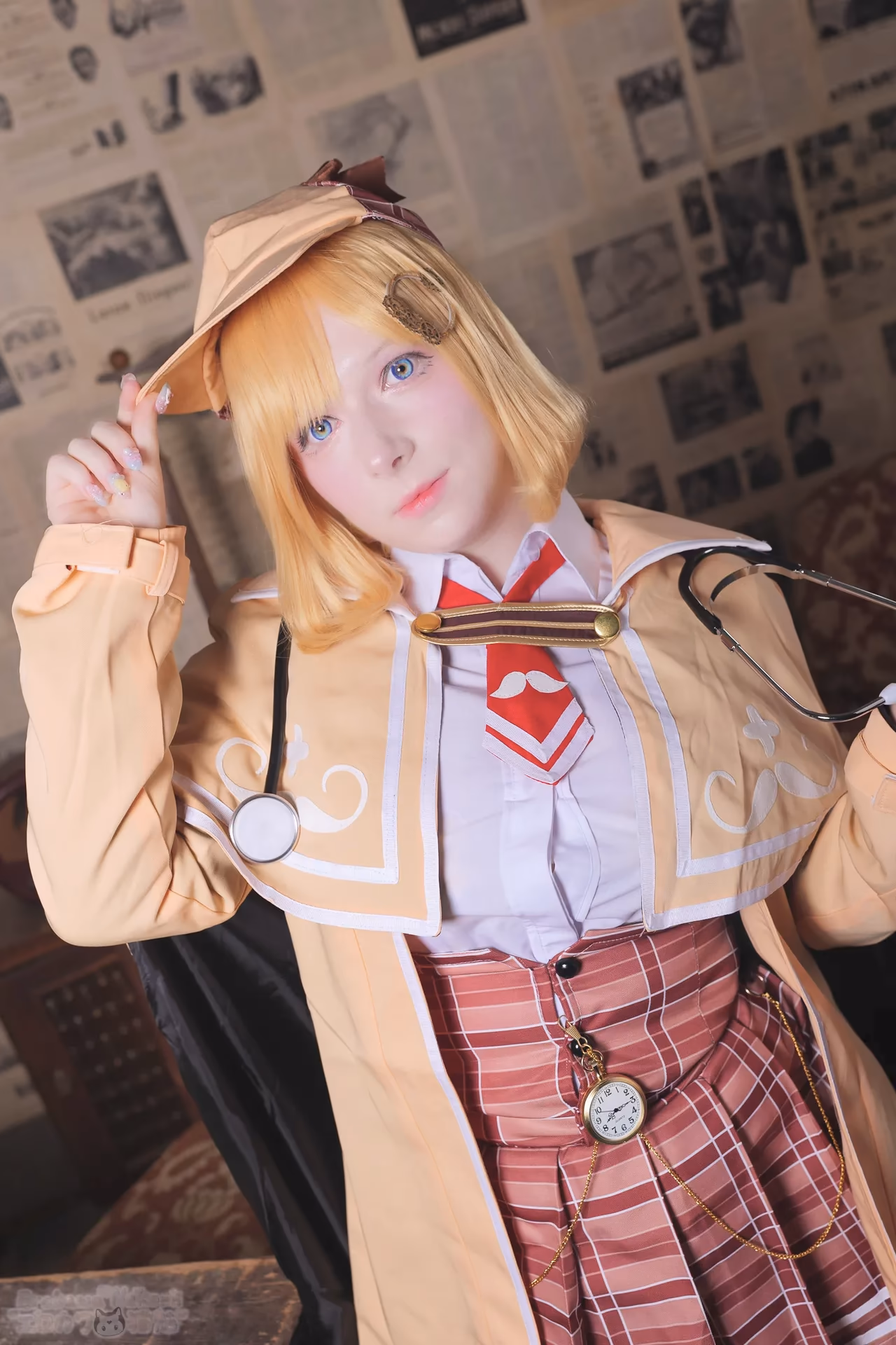 Erokawa Nekomi as Amelia Watson — cosplay photo 7 of 83