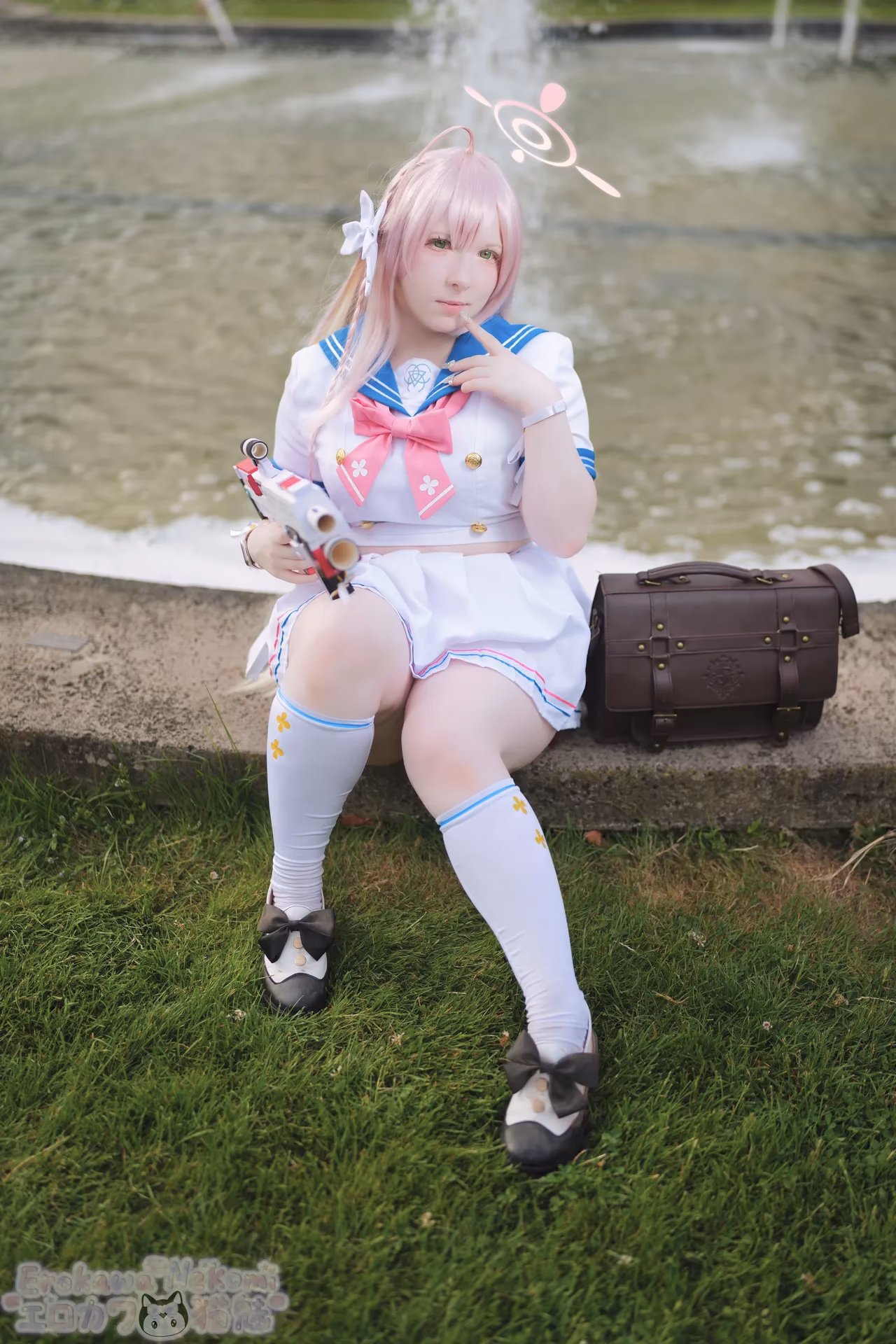 Erokawa Nekomi as Hanako Urawa — cosplay photo 10 of 72