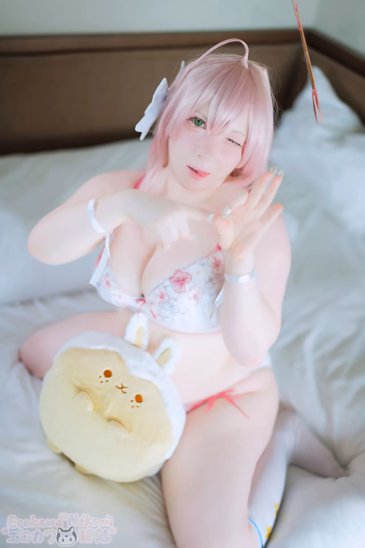 Erokawa Nekomi as Hanako Urawa — cosplay photo 46 of 72