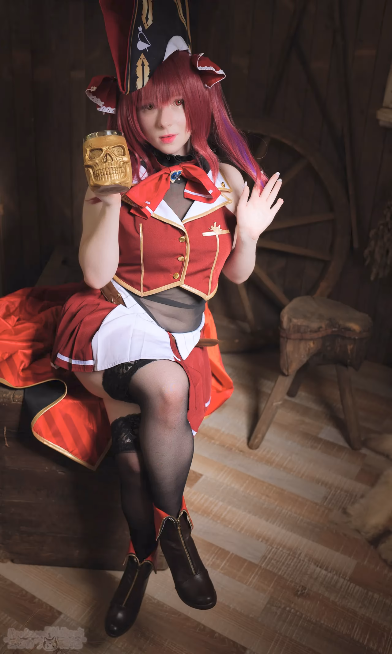 Erokawa Nekomi as Houshou Marine — cosplay photo 91 of 97