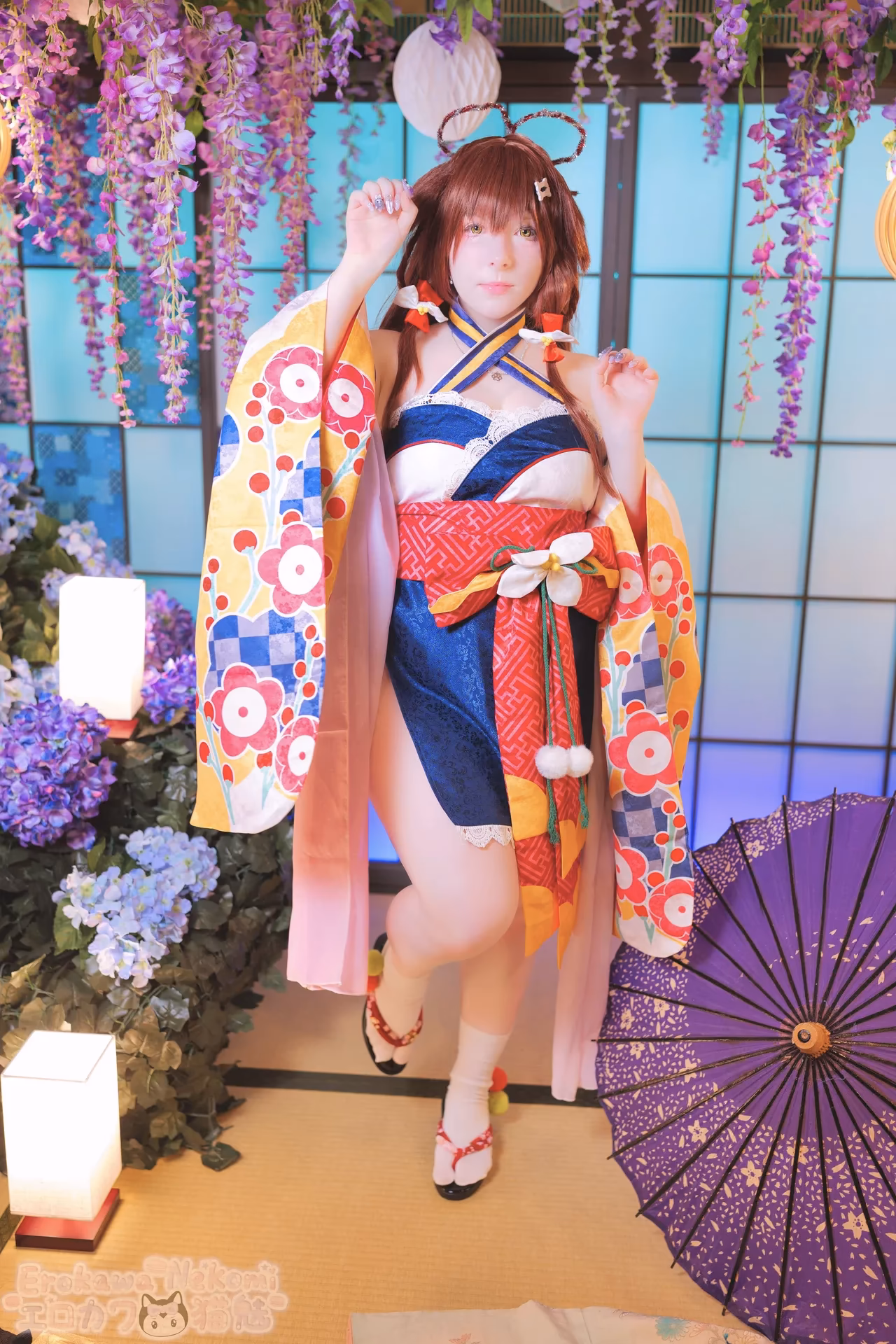 Erokawa Nekomi as Inugami Korone — cosplay photo 30 of 64