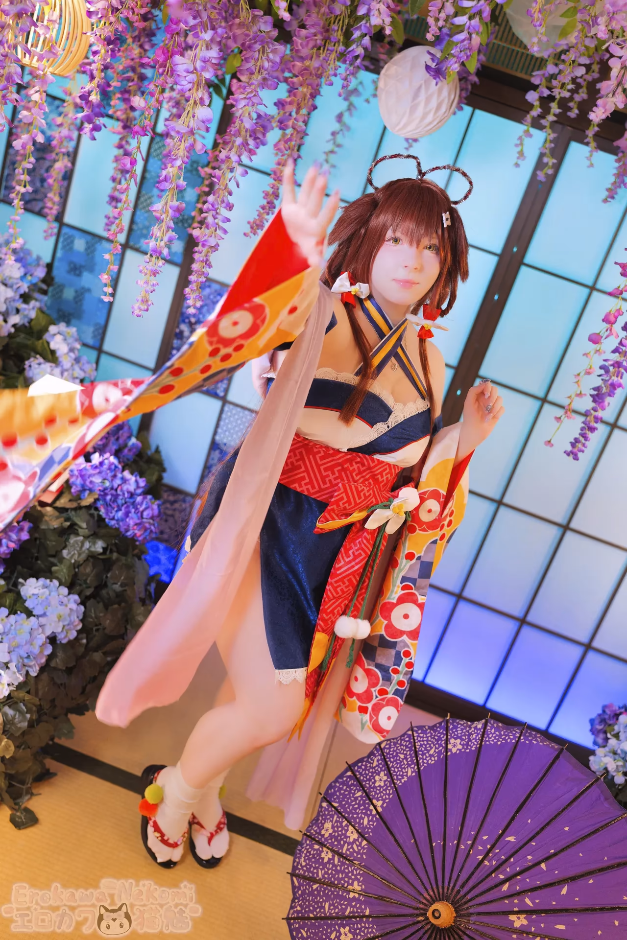 Erokawa Nekomi as Inugami Korone — cosplay photo 32 of 64