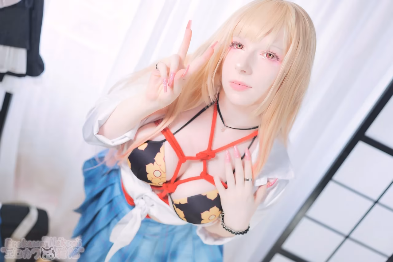 Erokawa Nekomi as Marin Kitagawa — cosplay photo 75 of 92