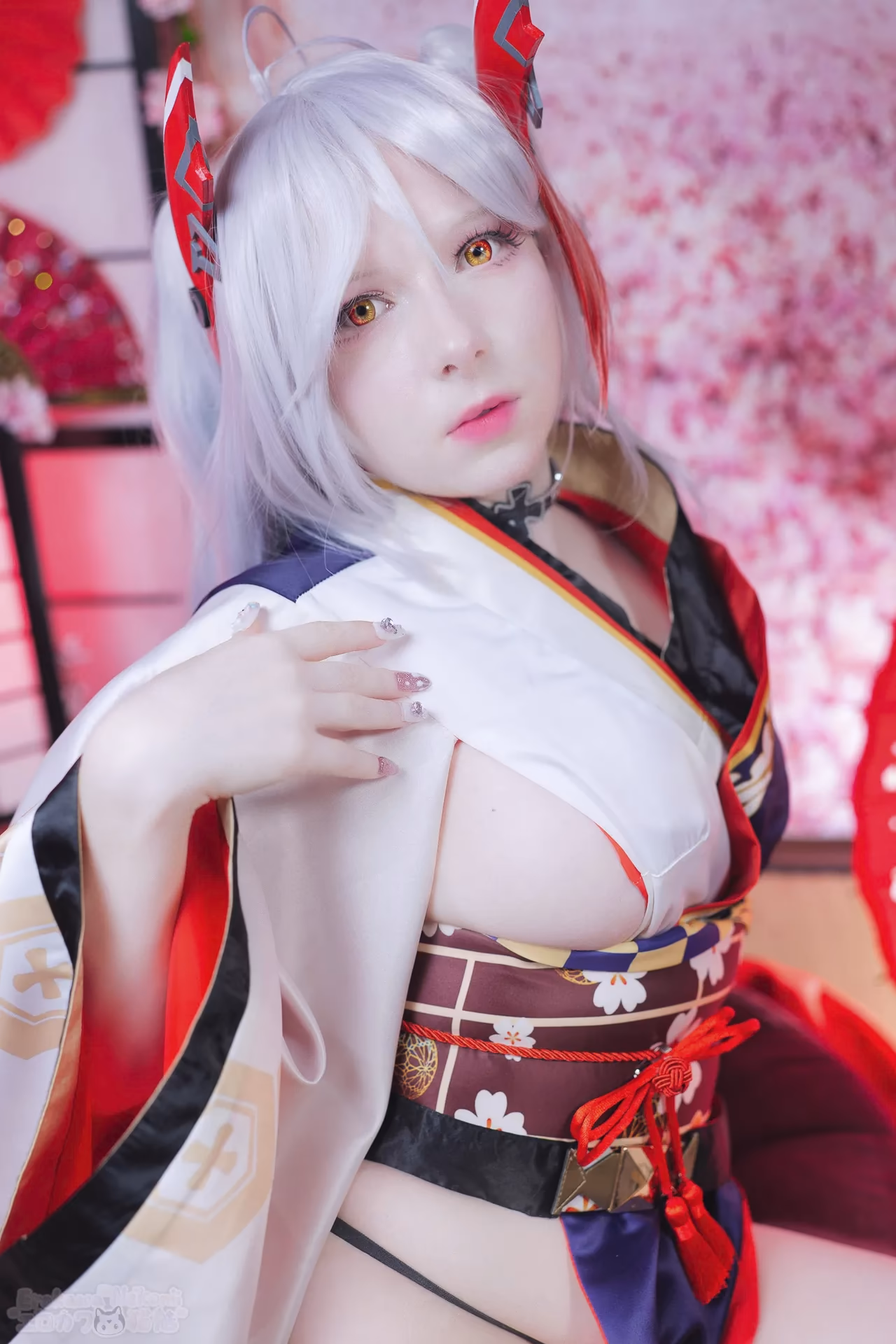 Erokawa Nekomi as Prinz Eugen — cosplay photo 14 of 59